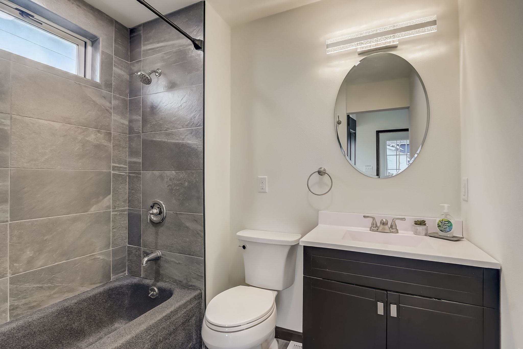 416 E Carroll Street