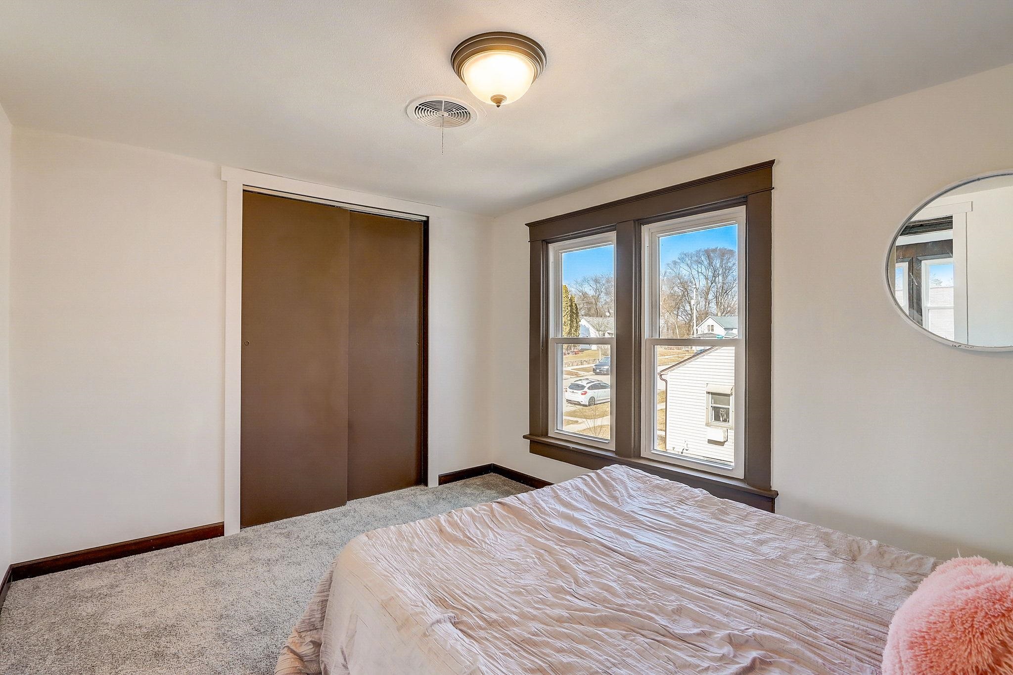 416 E Carroll Street