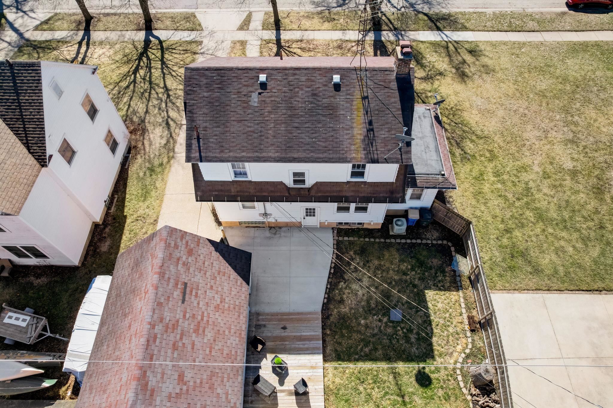 609 W Edgewater Street