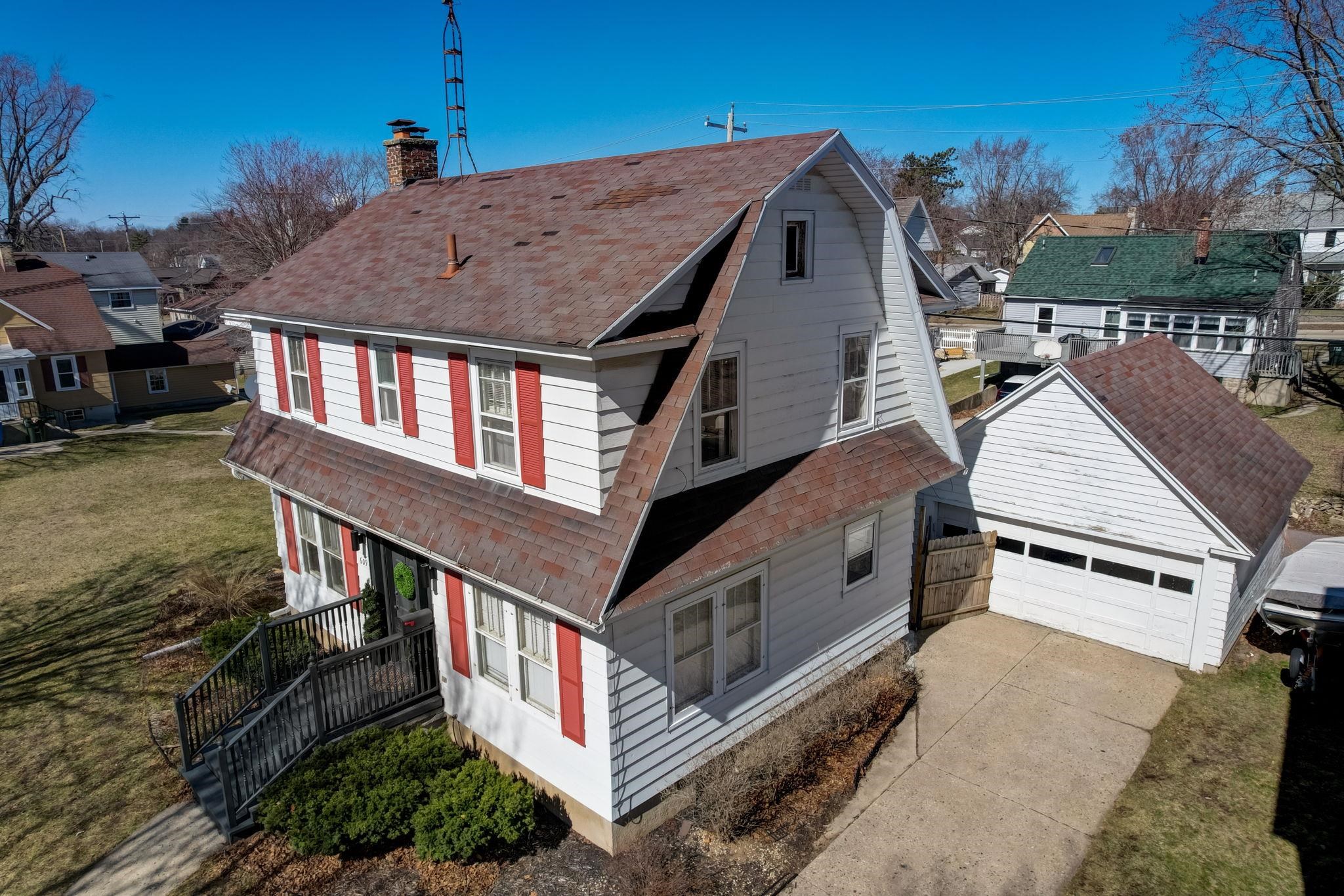 609 W Edgewater Street