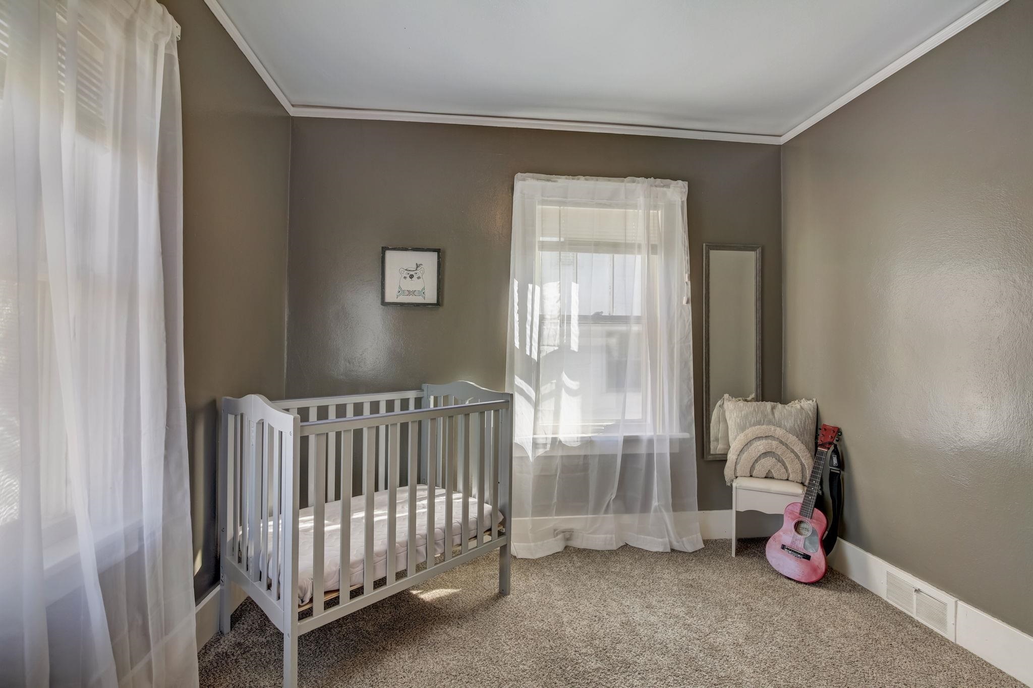 609 W Edgewater Street