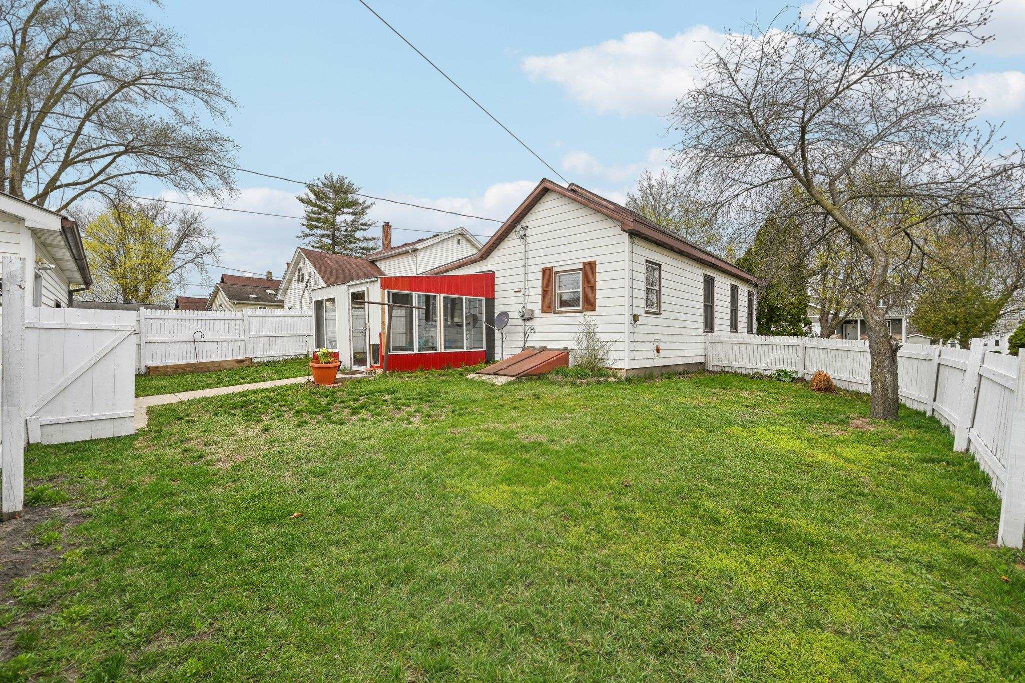 128 E Franklin Street