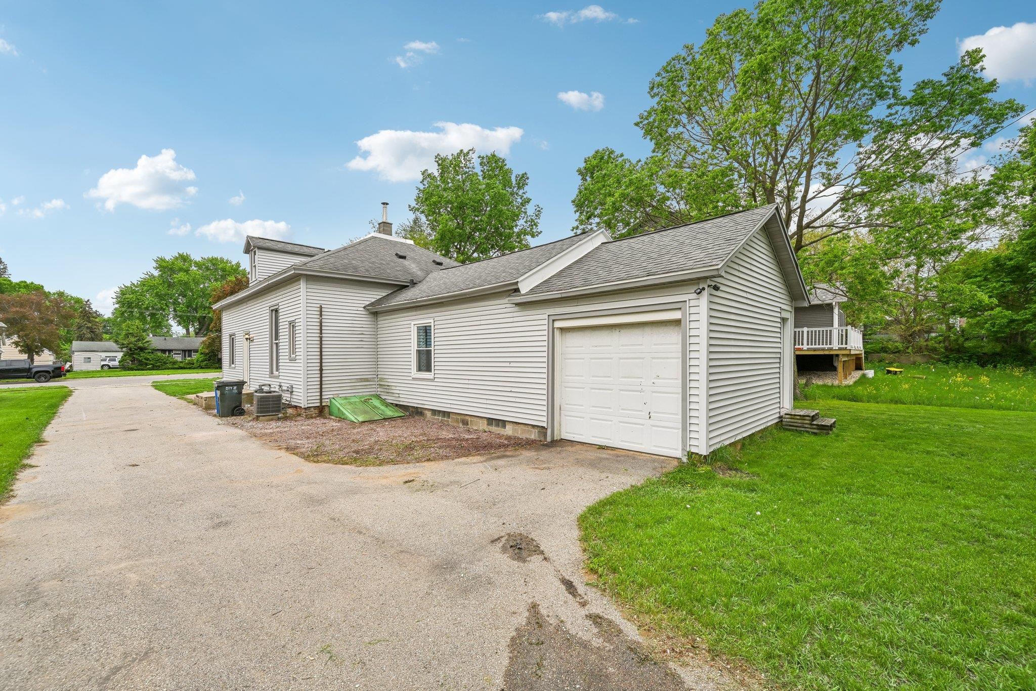 131 E Franklin Street