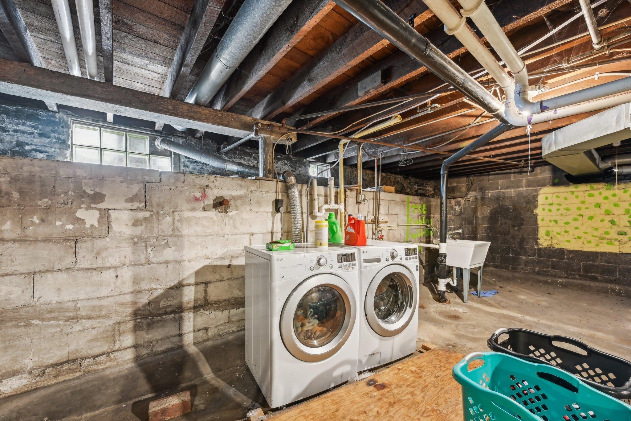 131 E Franklin Street