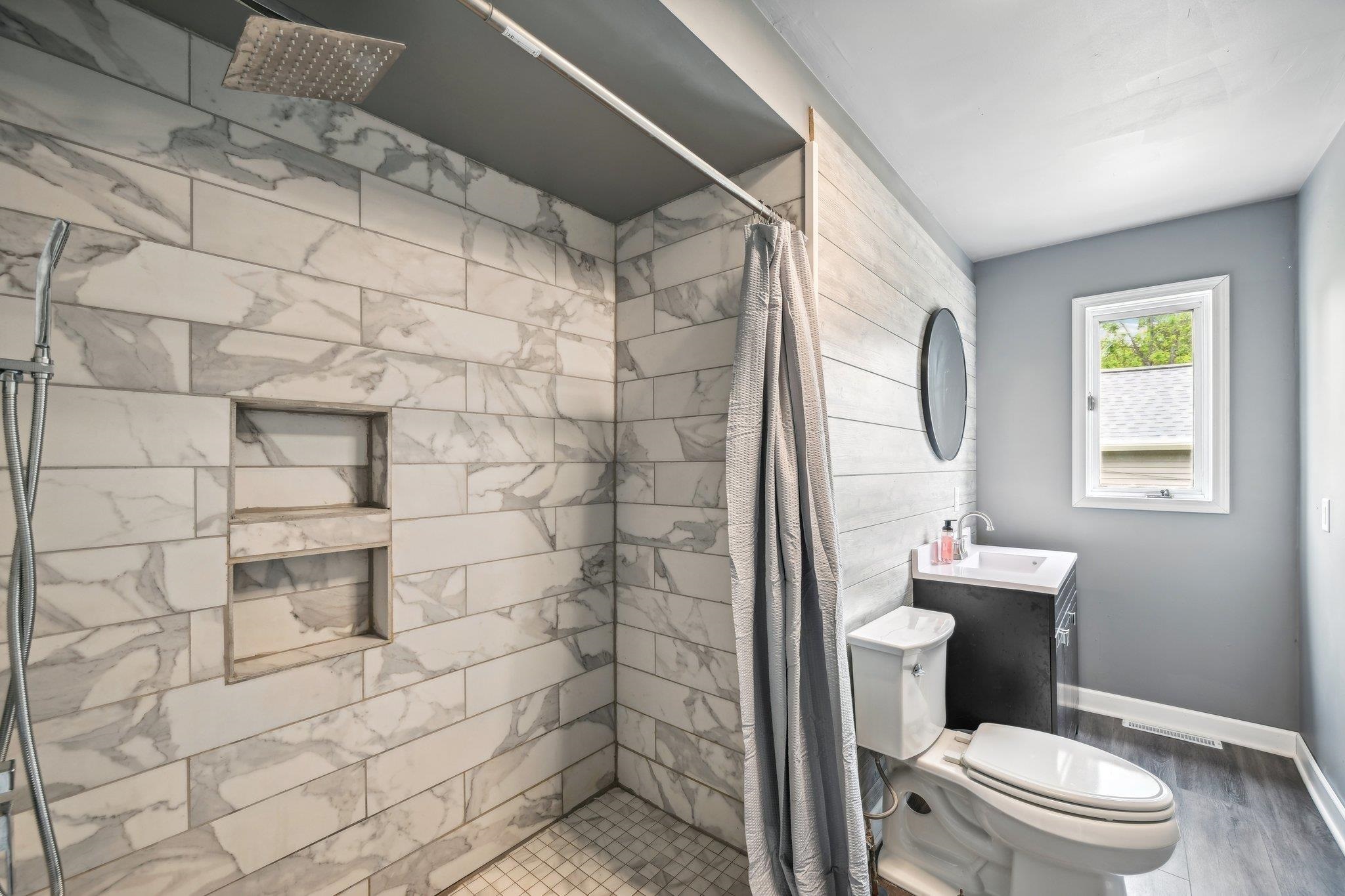 131 E Franklin Street