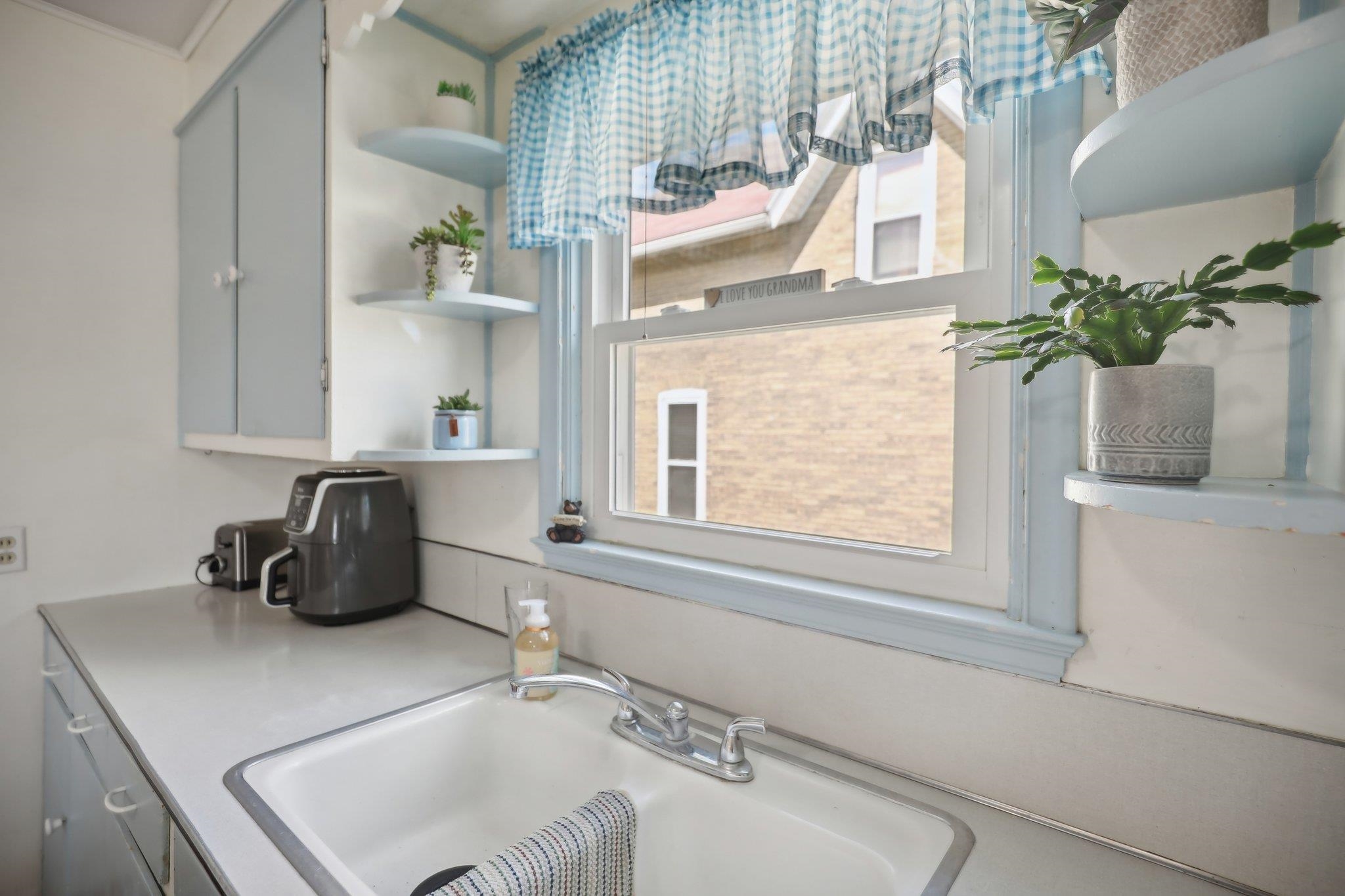 312 E Edgewater Street