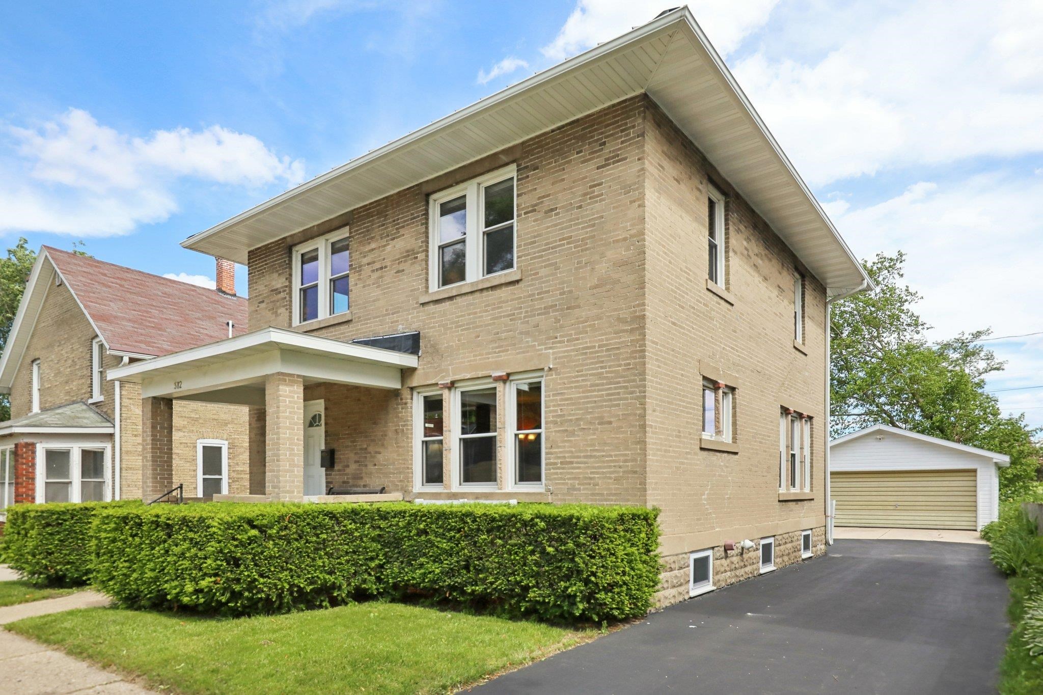 312 E Edgewater Street