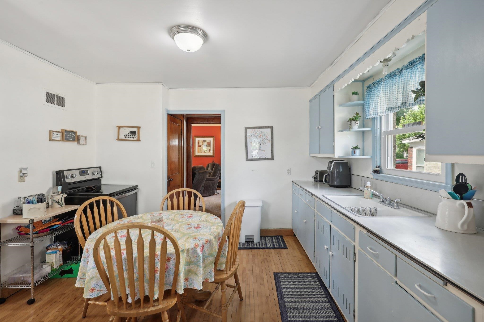 312 E Edgewater Street