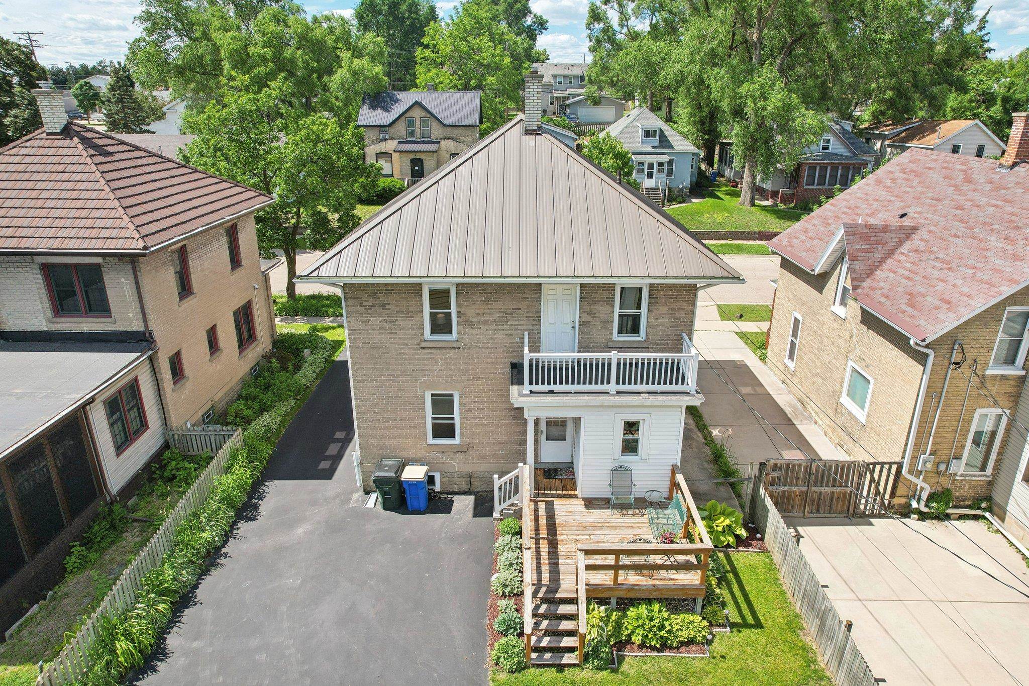 312 E Edgewater Street