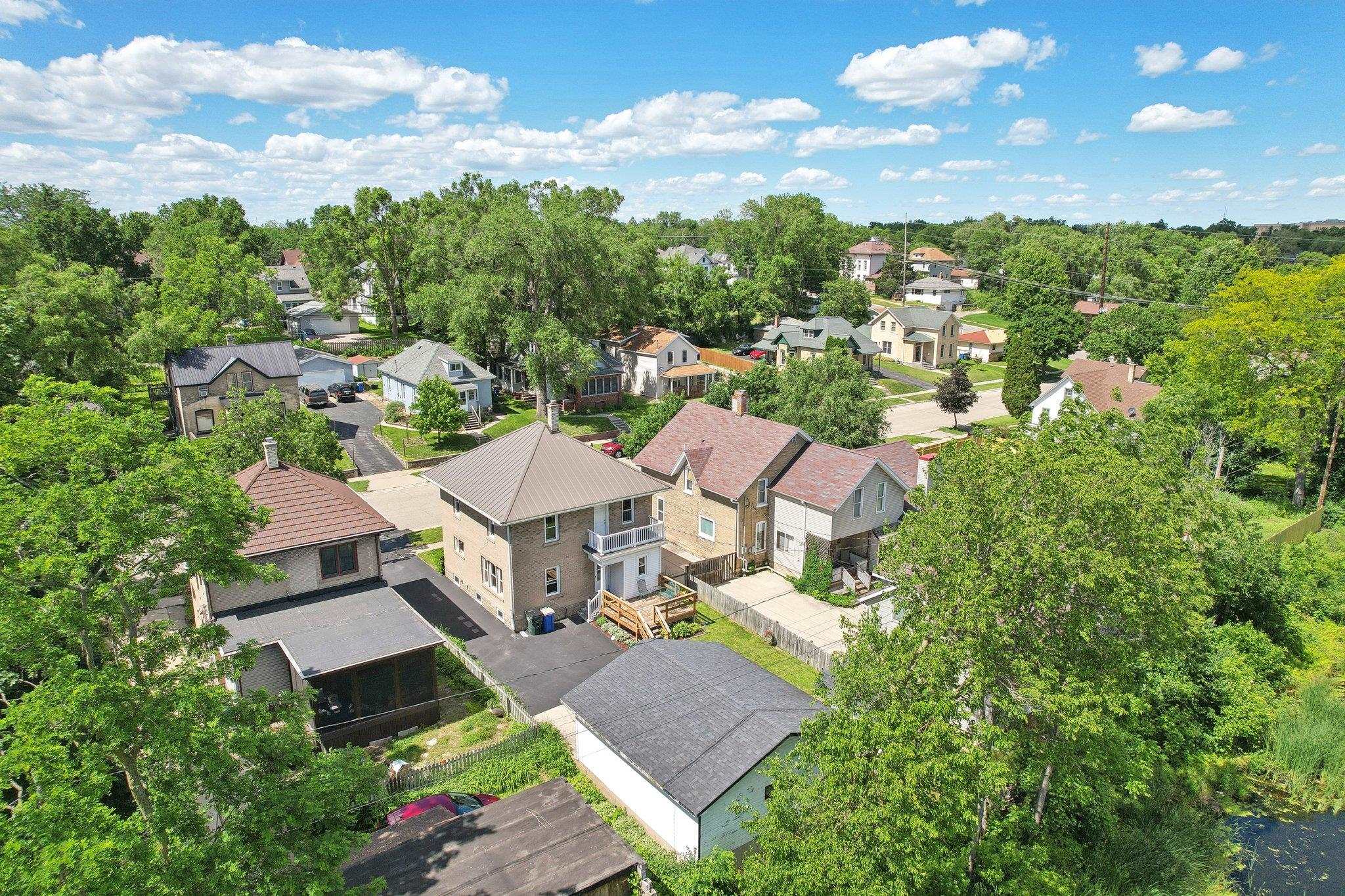 312 E Edgewater Street