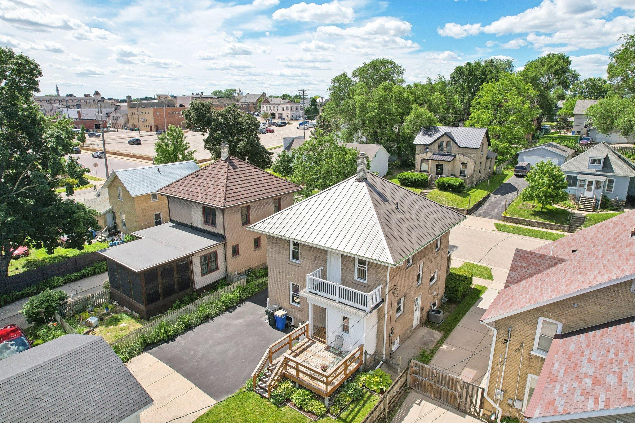 312 E Edgewater Street