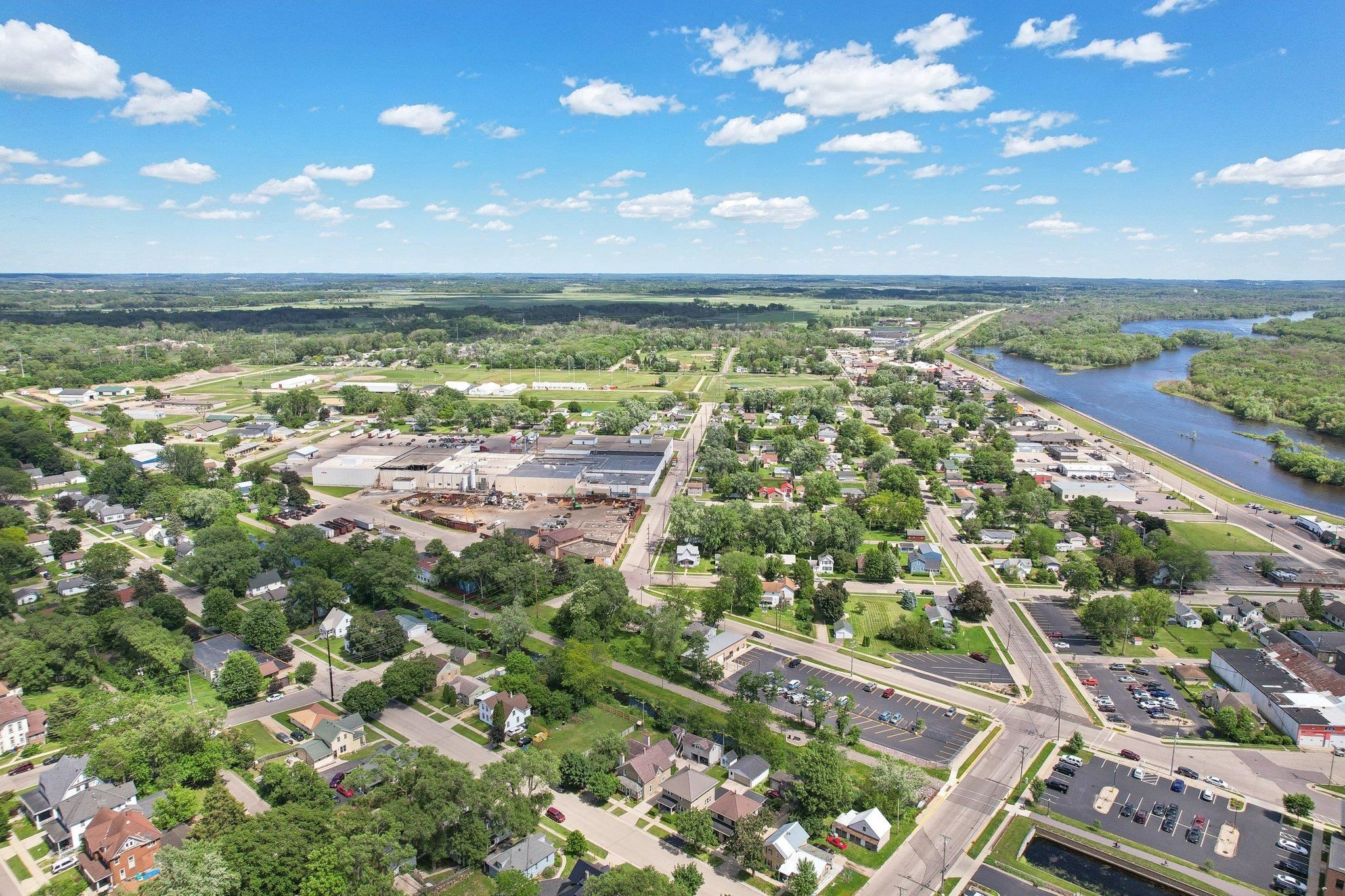 312 E Edgewater Street