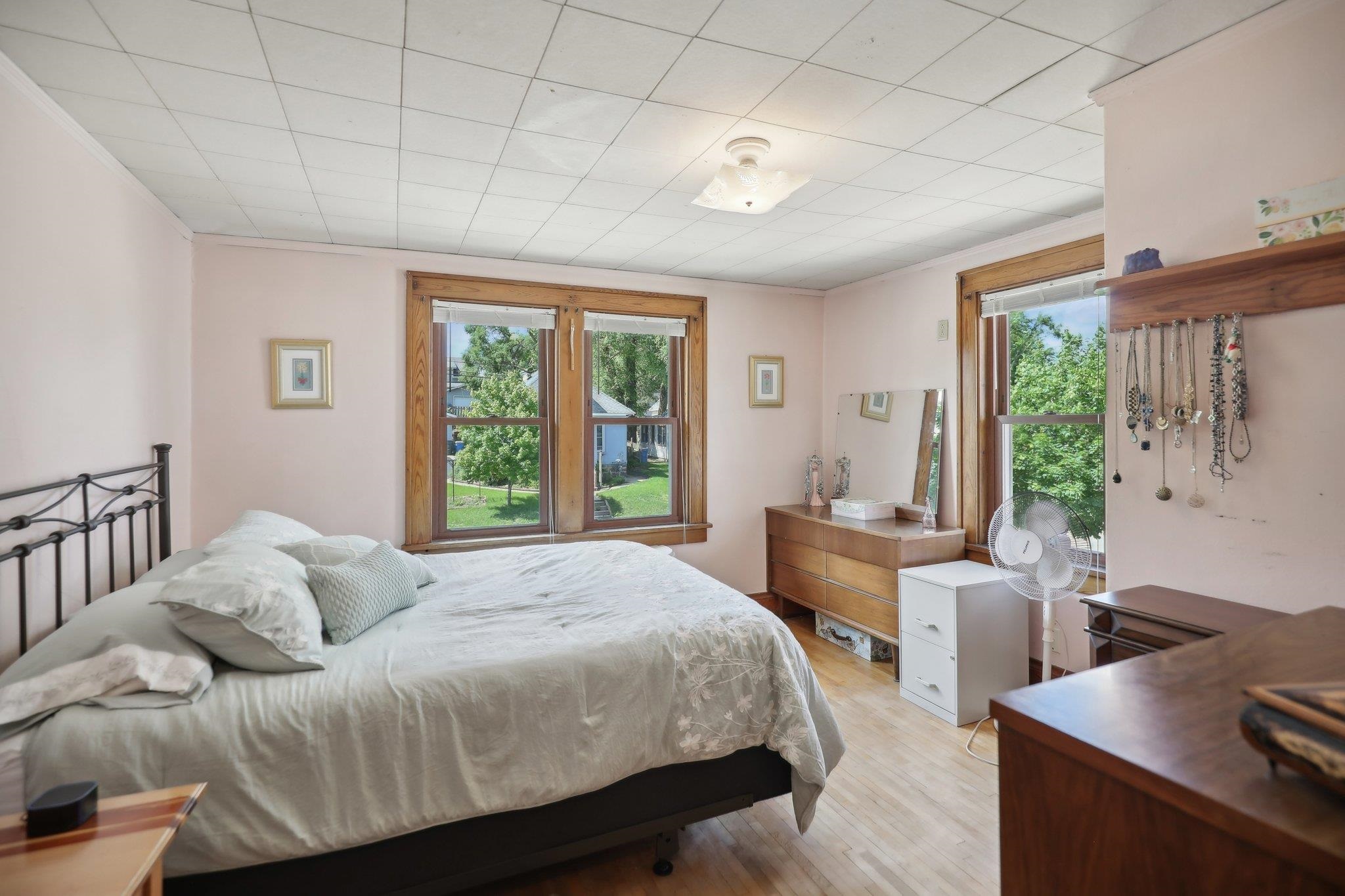 312 E Edgewater Street