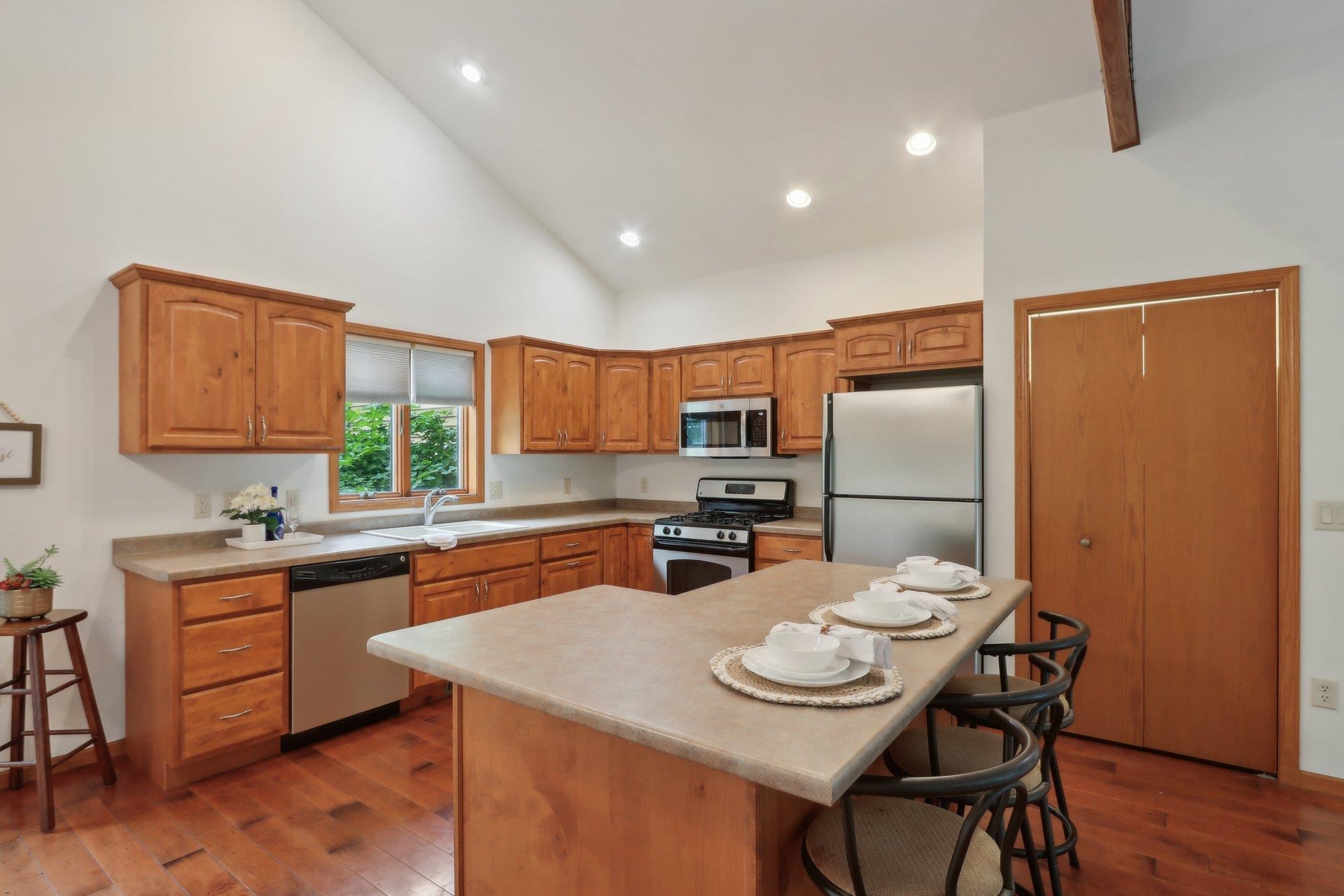 W9060 Hilltop Road
