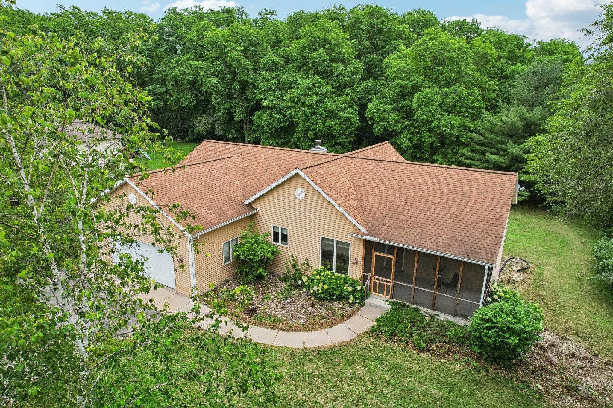 W9060 Hilltop Road