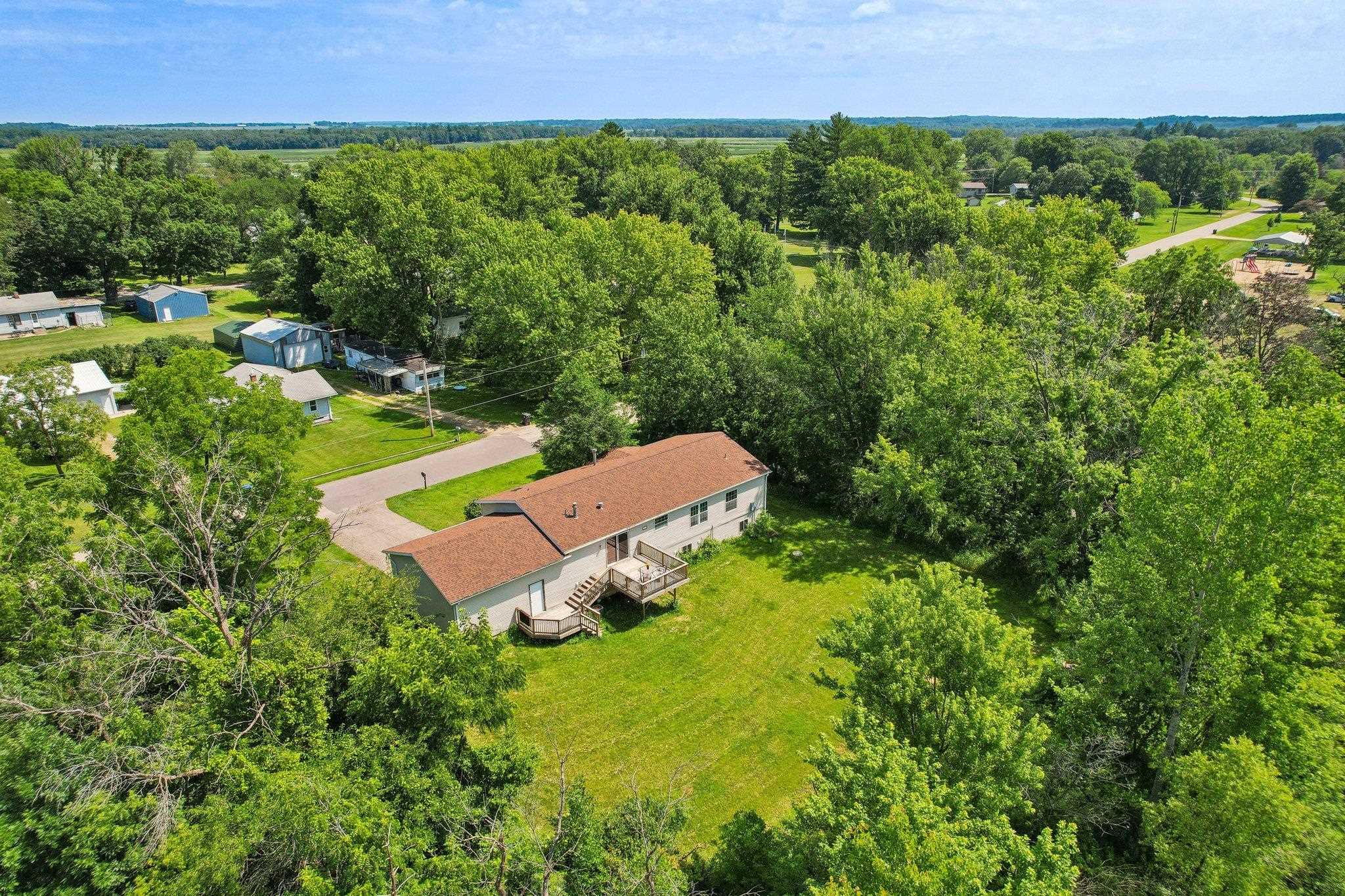 123 W Prairie Street