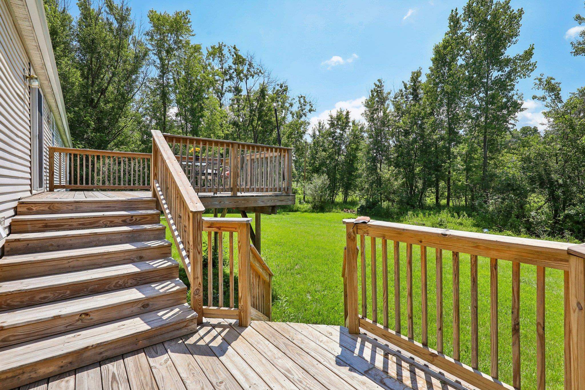 123 W Prairie Street