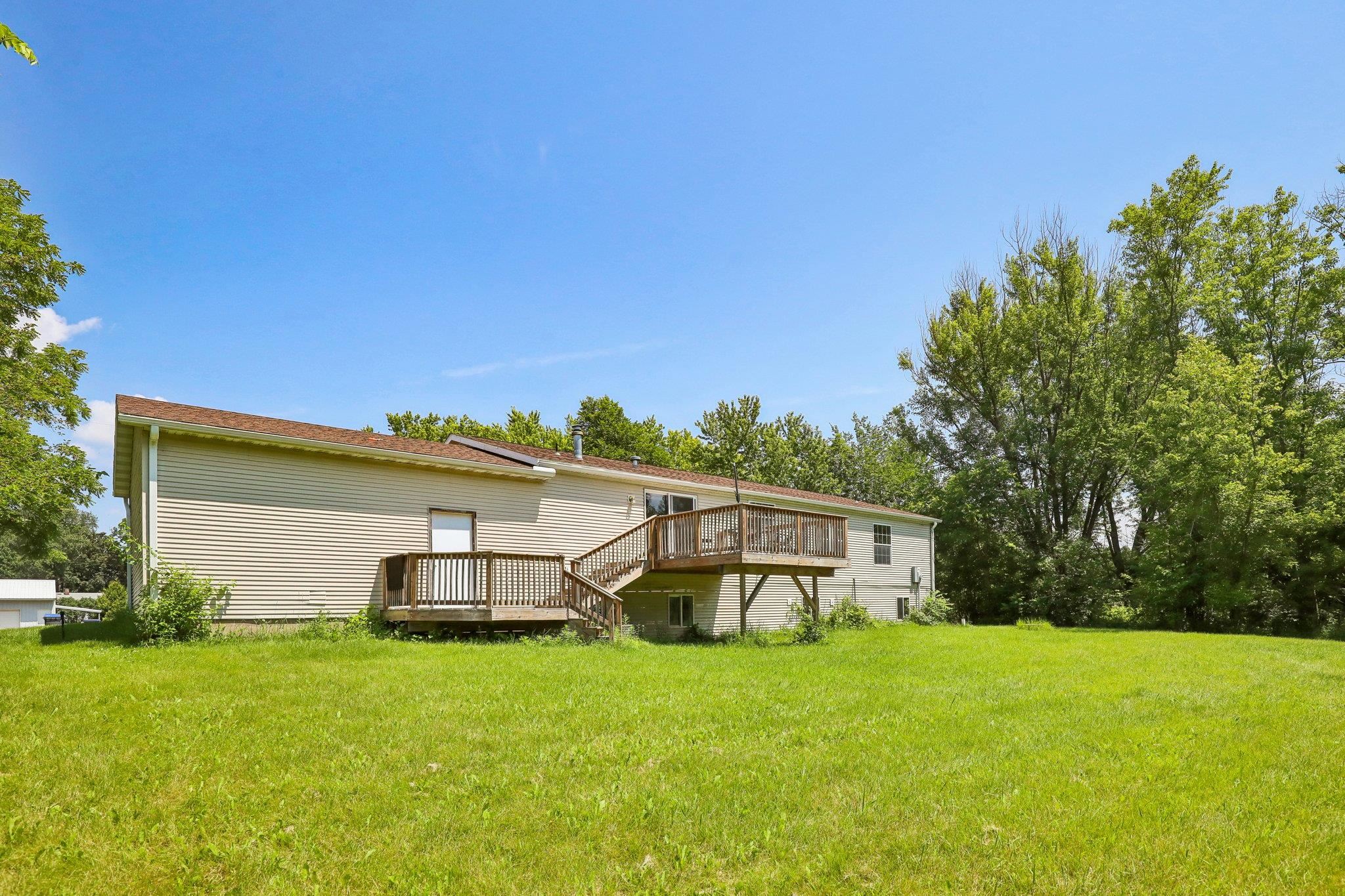 123 W Prairie Street