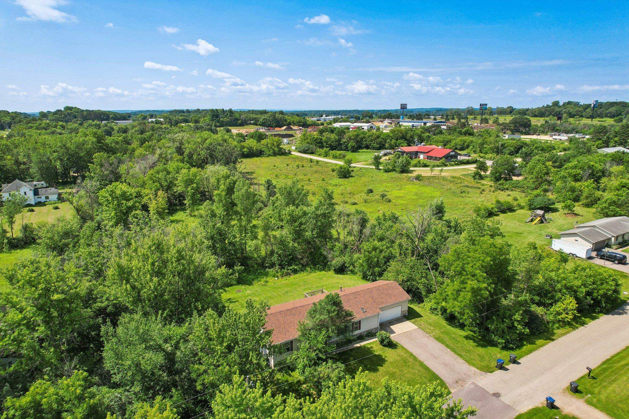 123 W Prairie Street