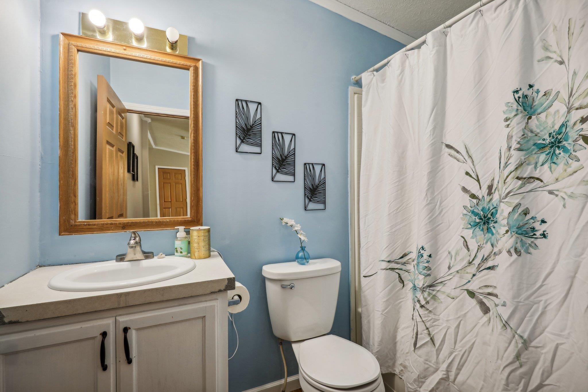 123 W Prairie Street