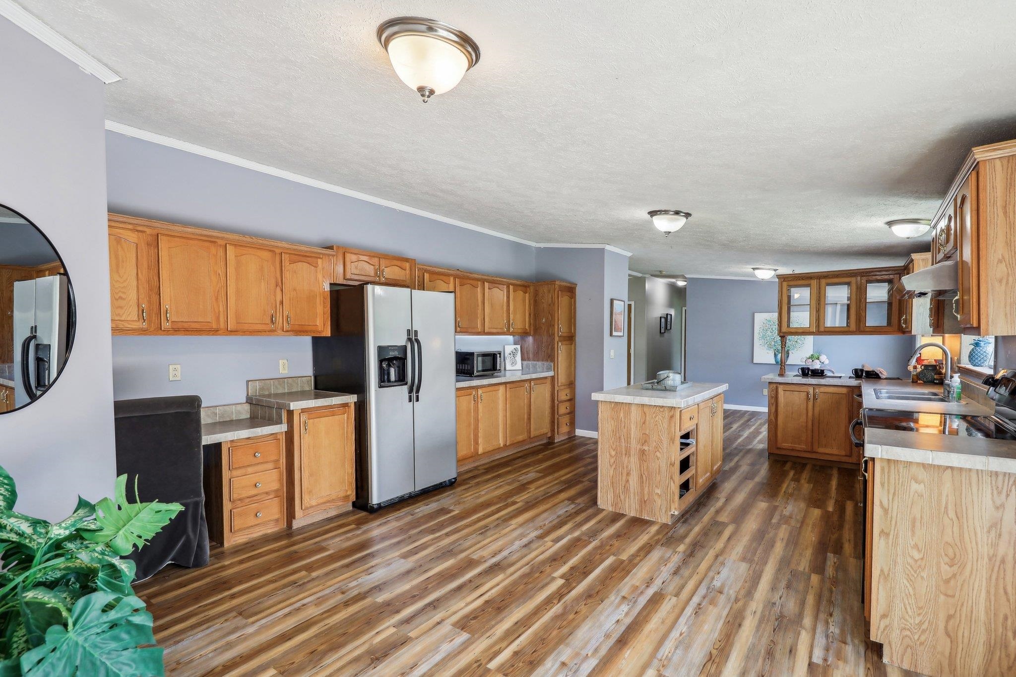 123 W Prairie Street