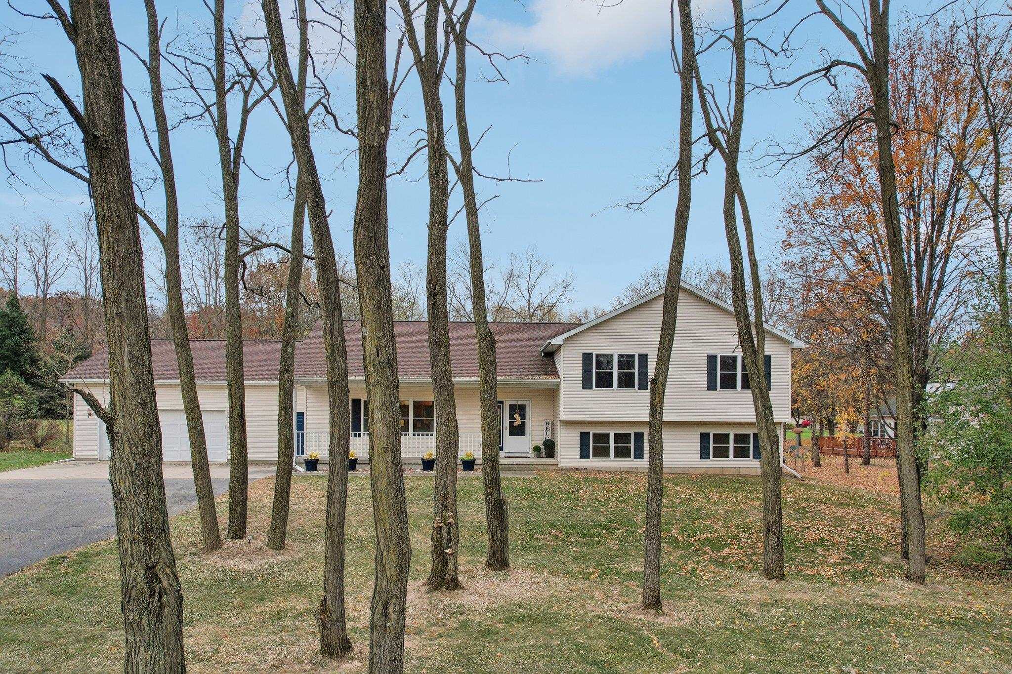 E11261 Birnam Woods Road