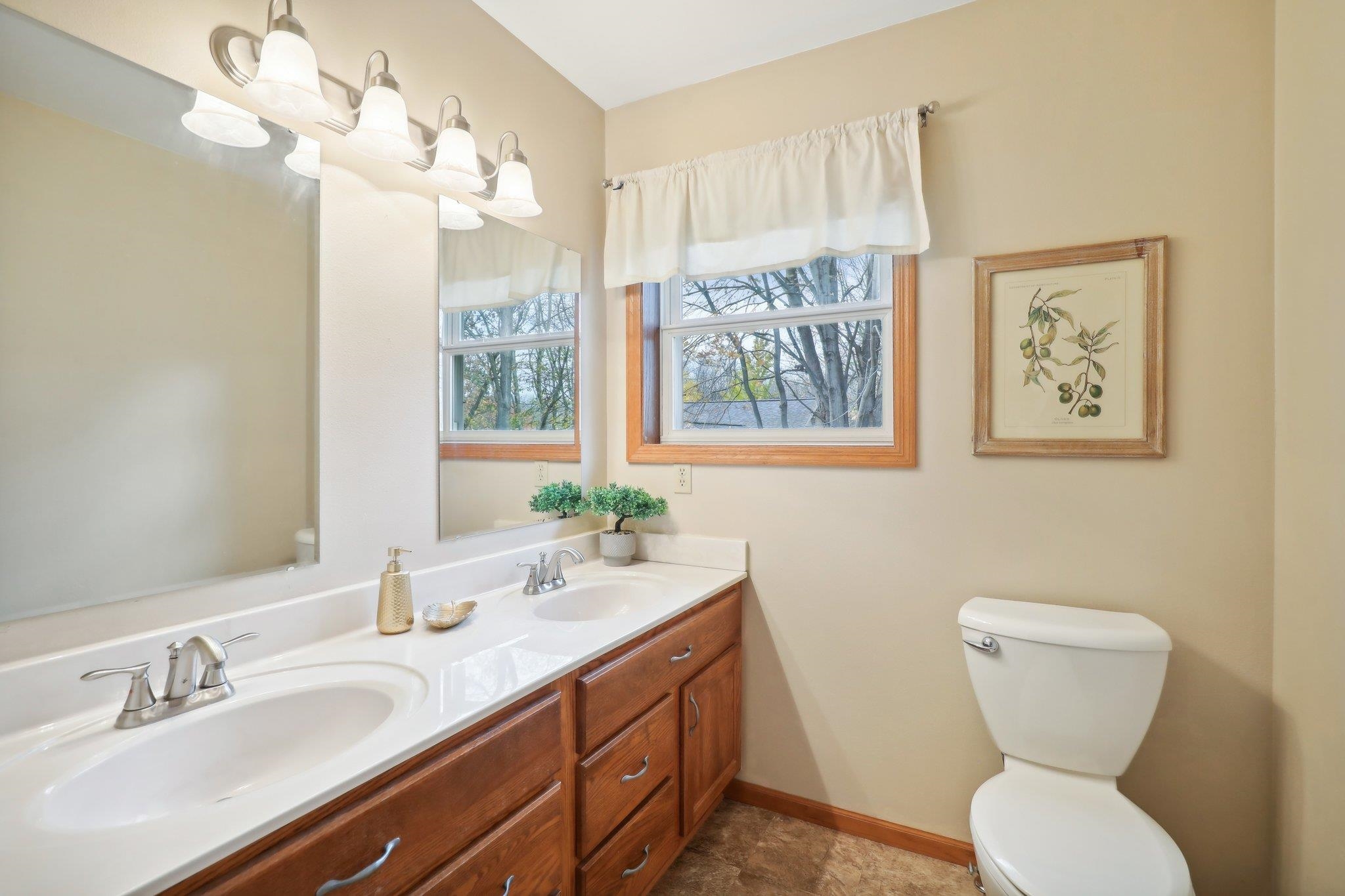 E11261 Birnam Woods Road