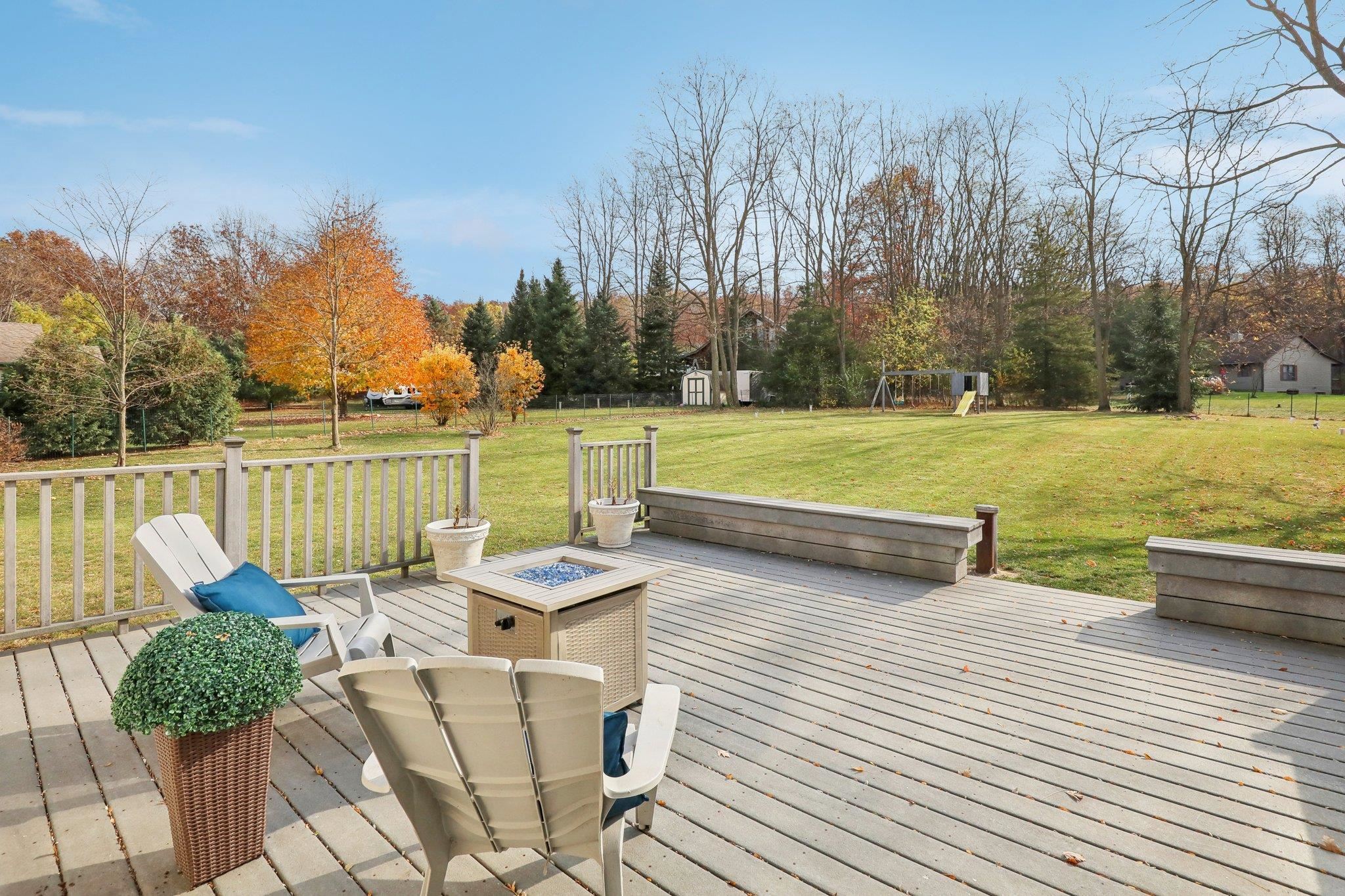 E11261 Birnam Woods Road