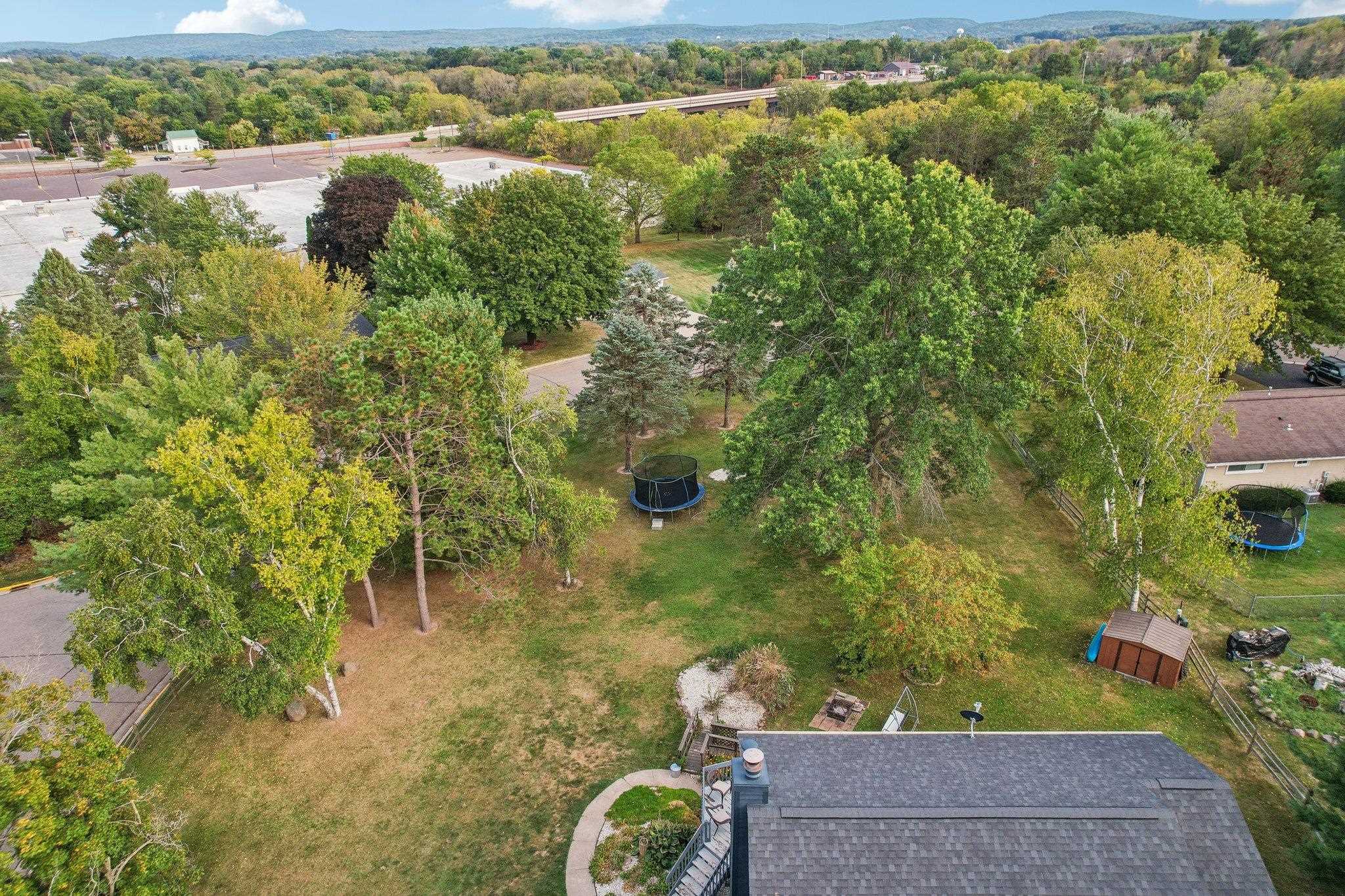 1074 Tinkham Trail