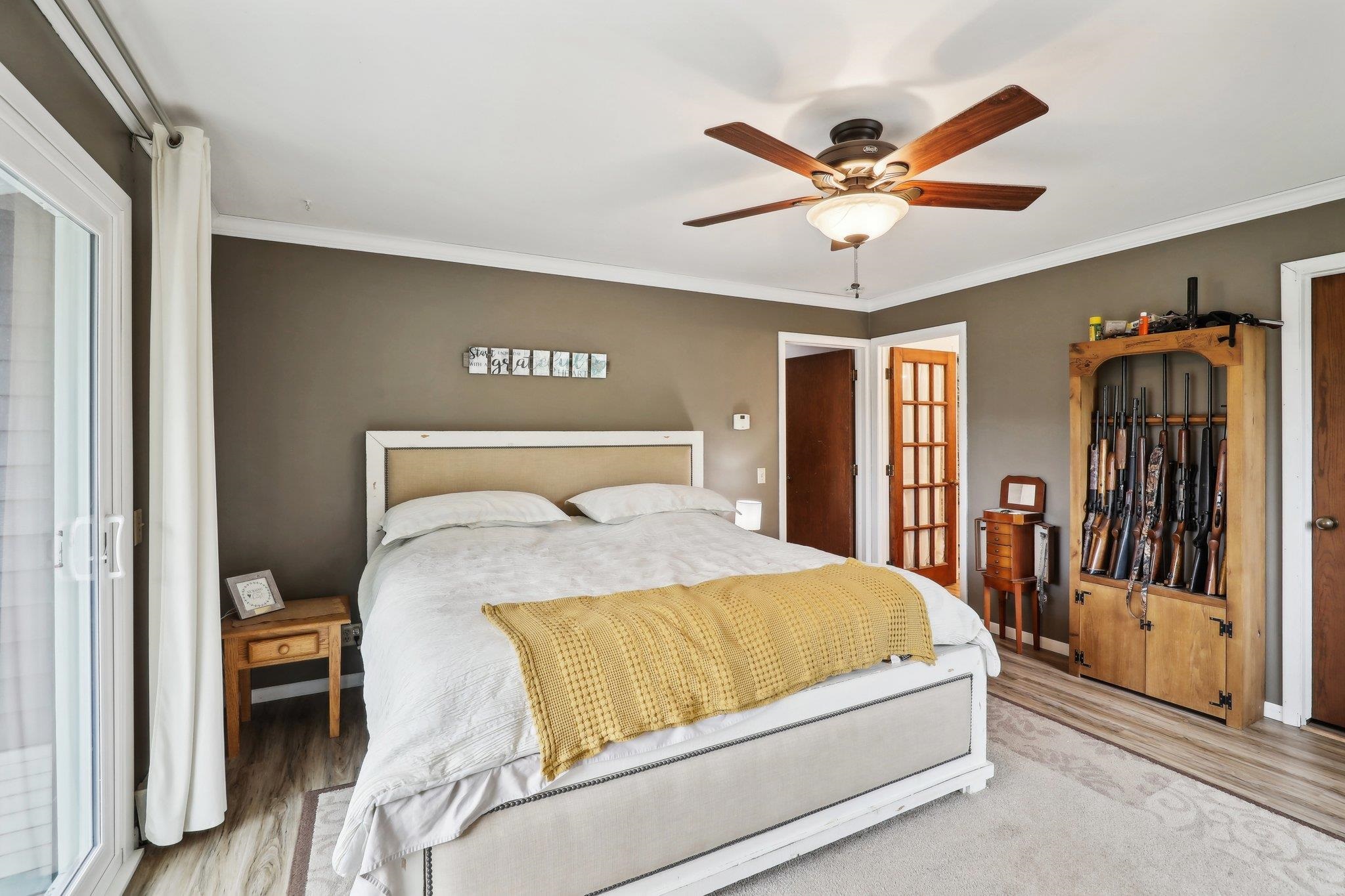 1074 Tinkham Trail