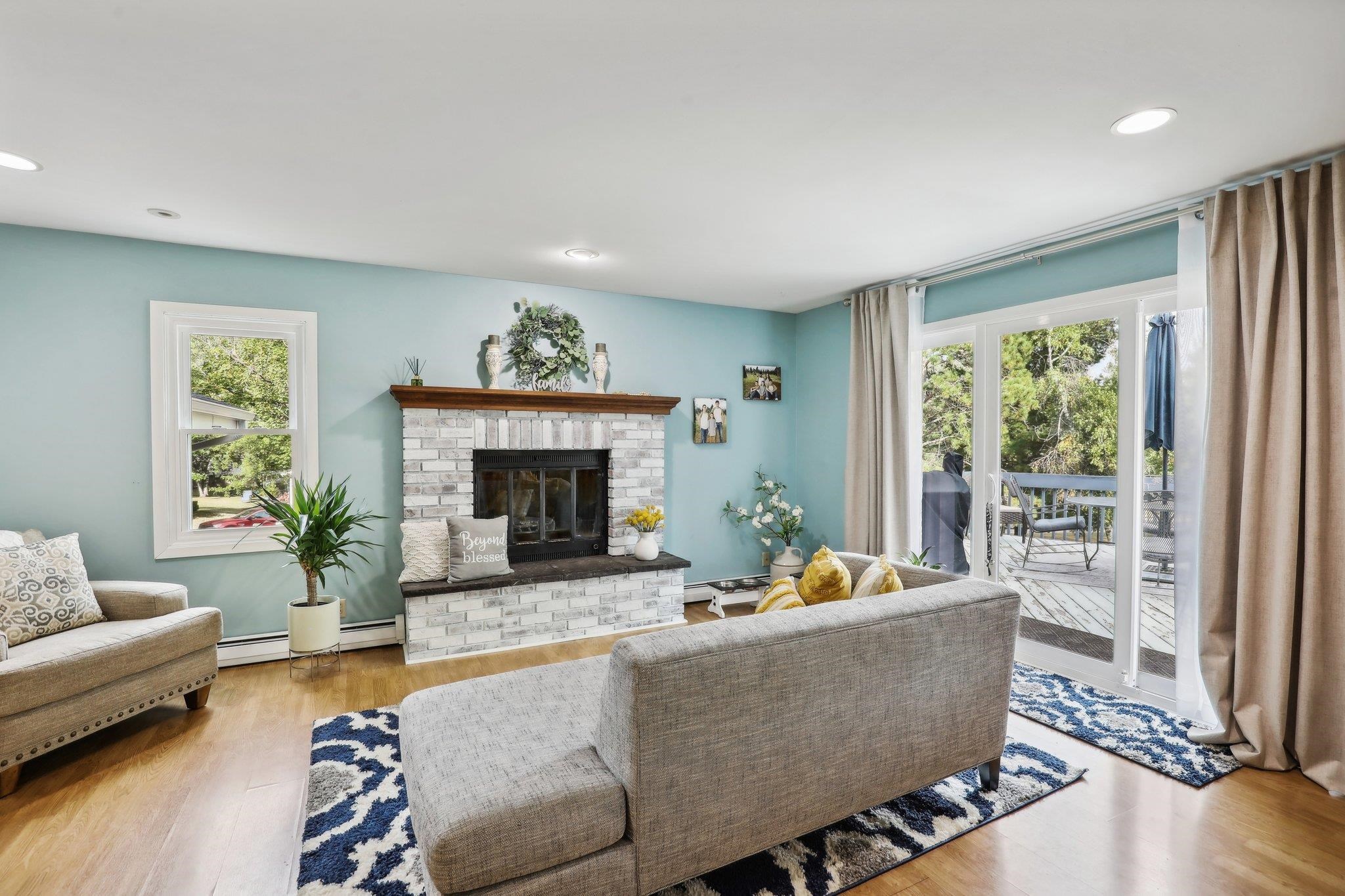 1074 Tinkham Trail