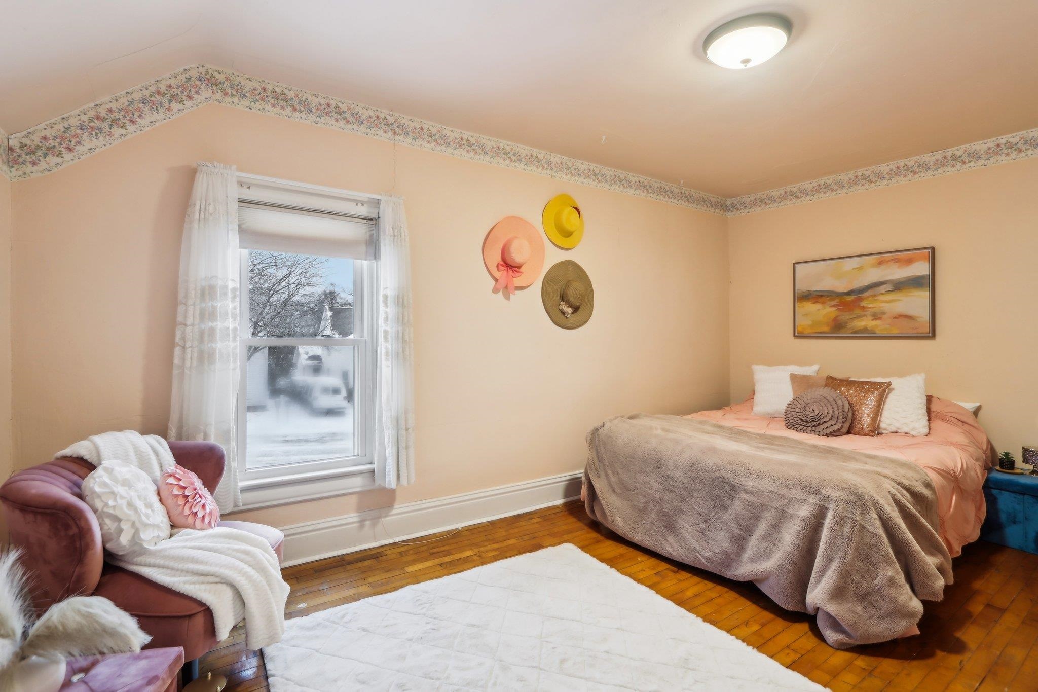 323 W Prospect Street