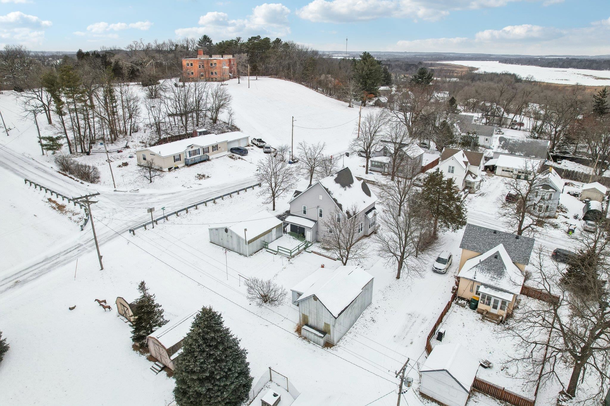 323 W Prospect Street