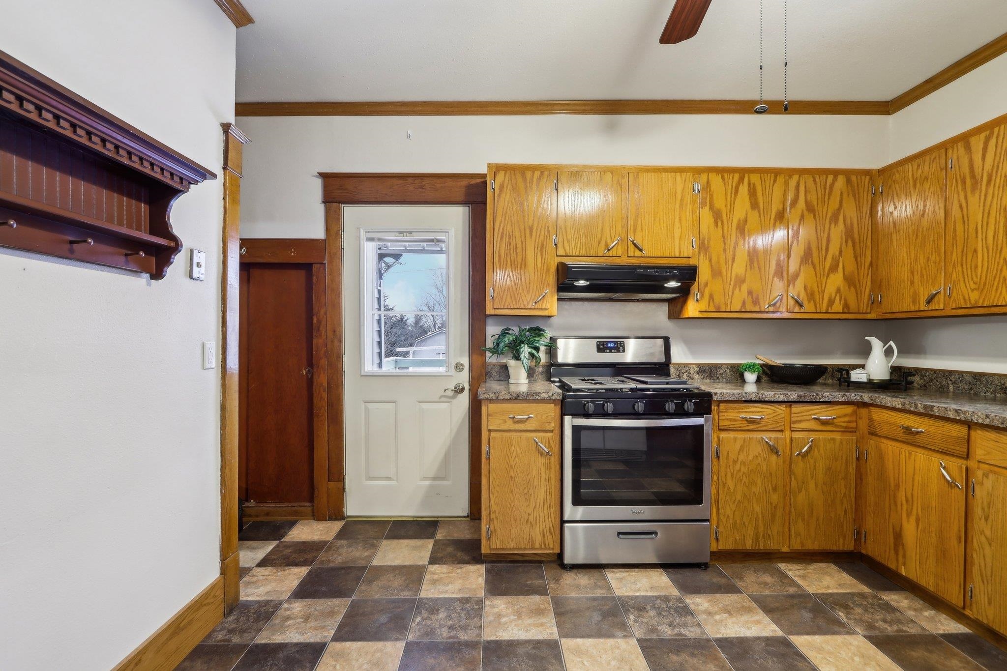 323 W Prospect Street