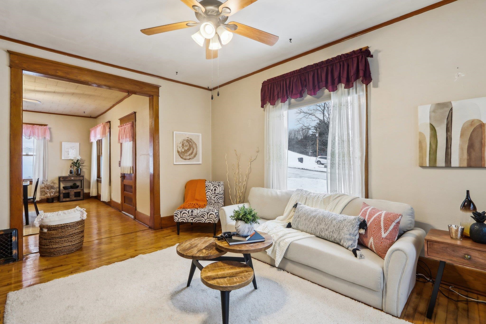 323 W Prospect Street