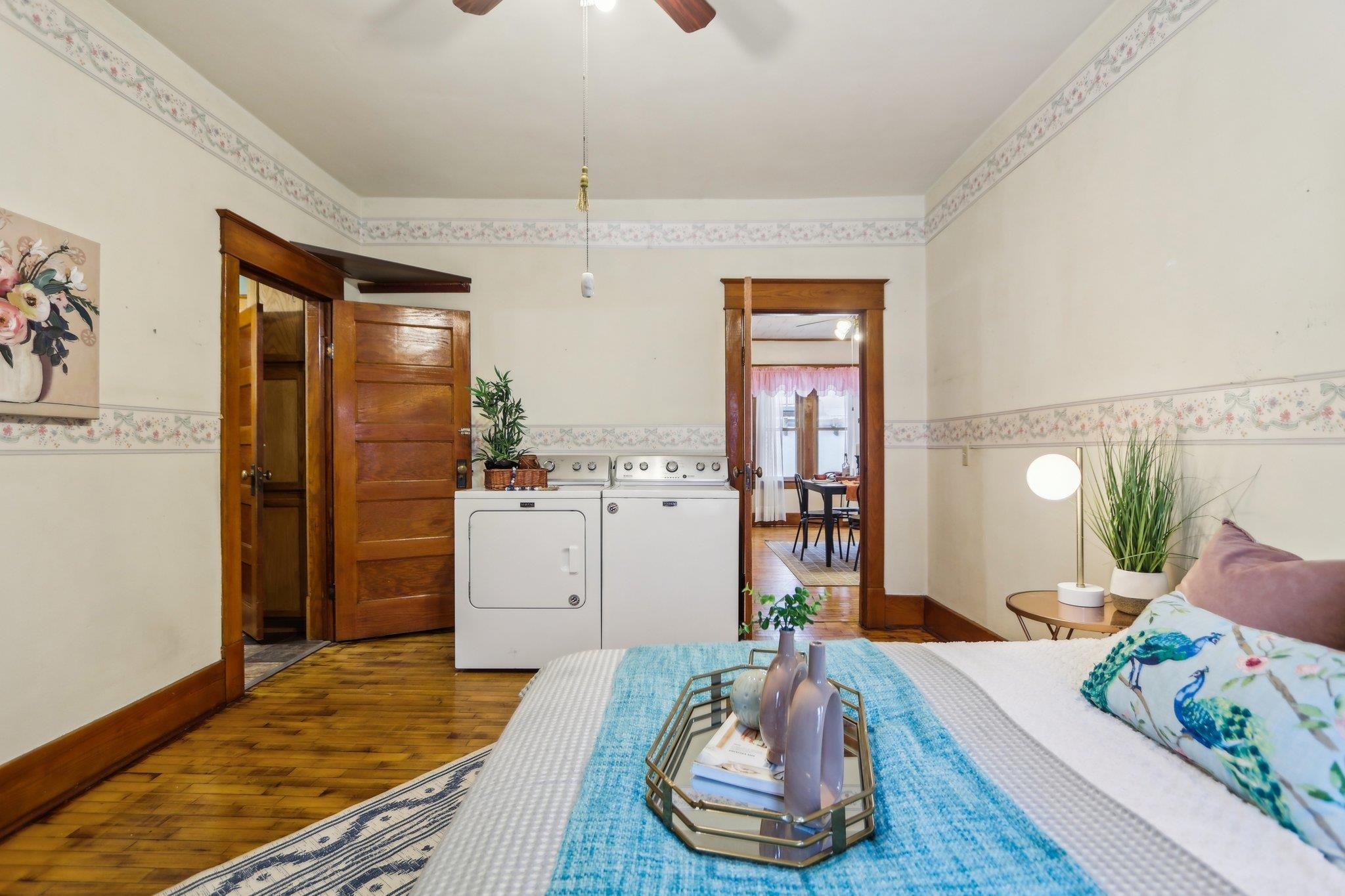 323 W Prospect Street