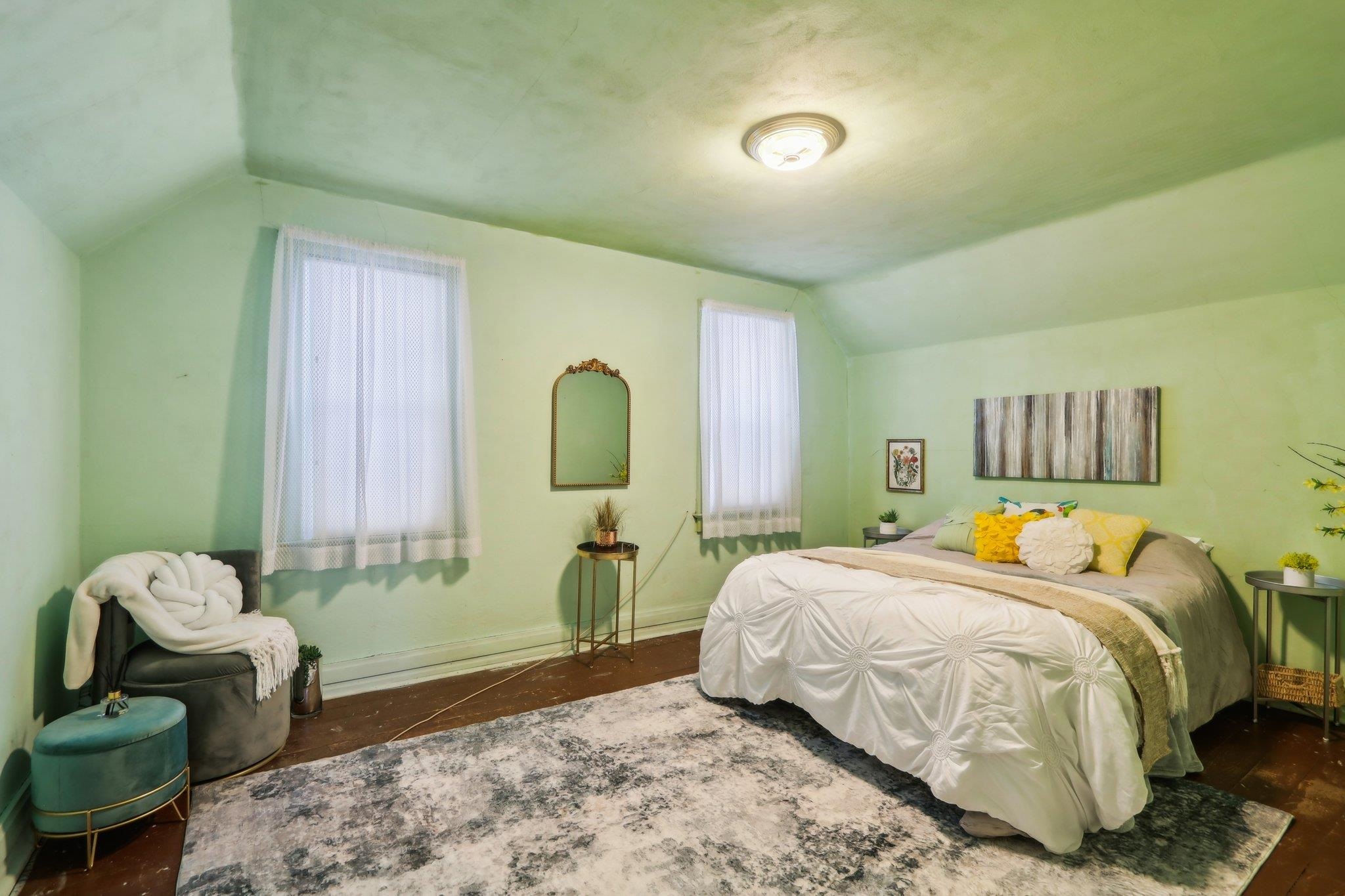 323 W Prospect Street