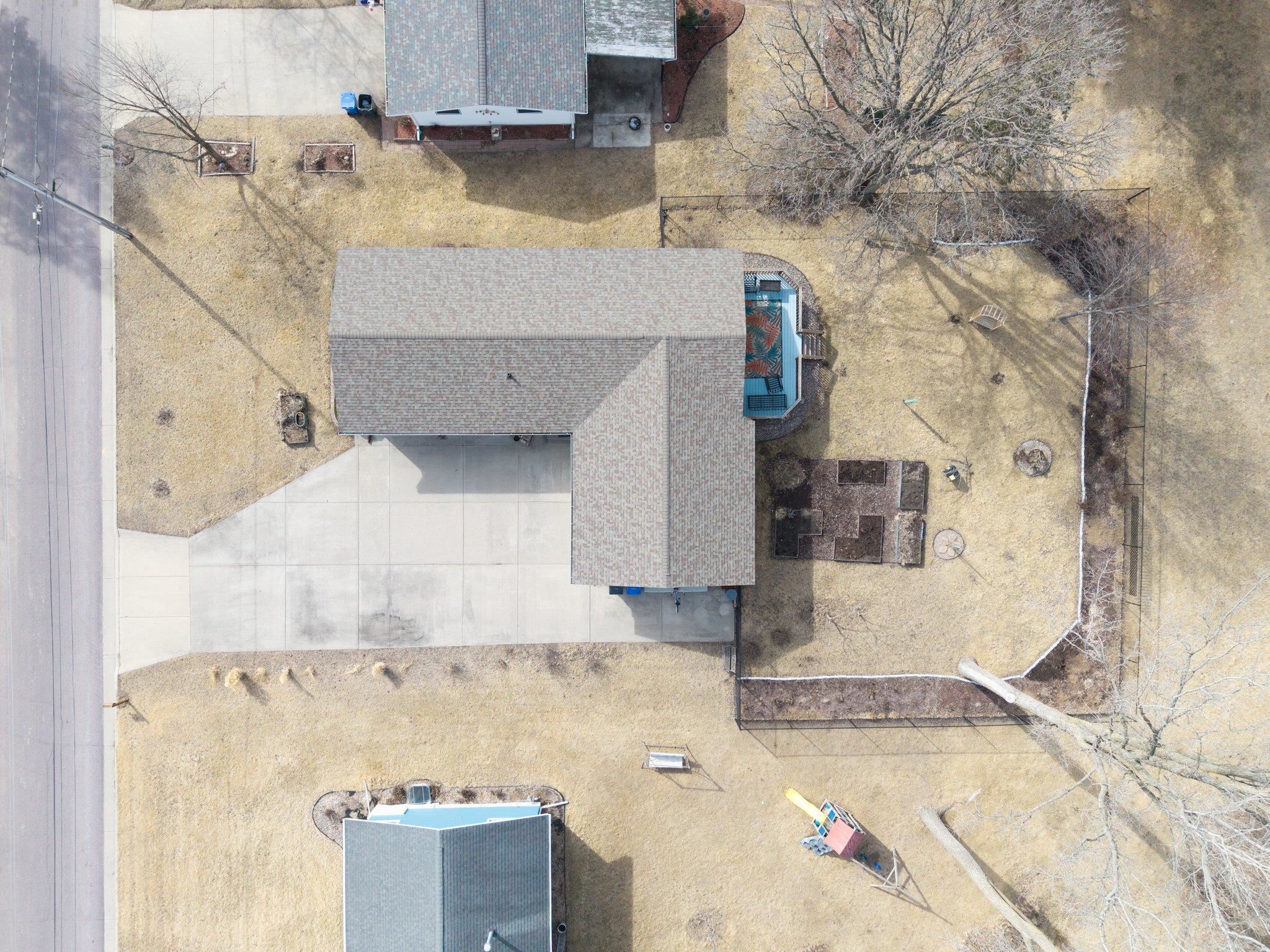 718 E Chestnut Street