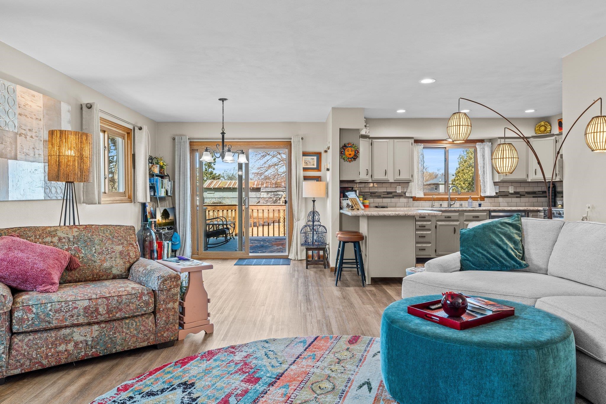 718 E Chestnut Street