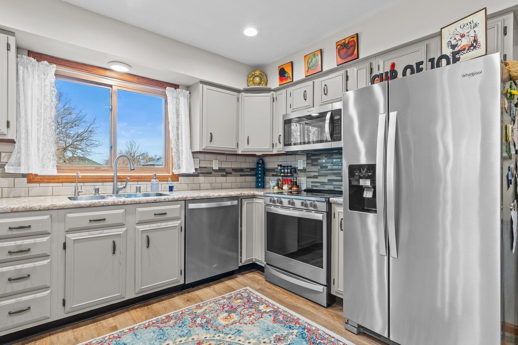 718 E Chestnut Street