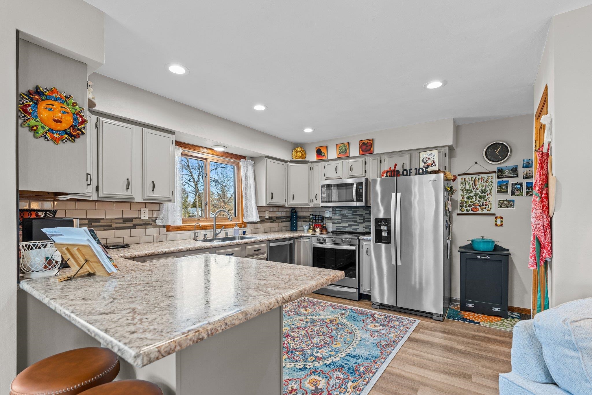 718 E Chestnut Street