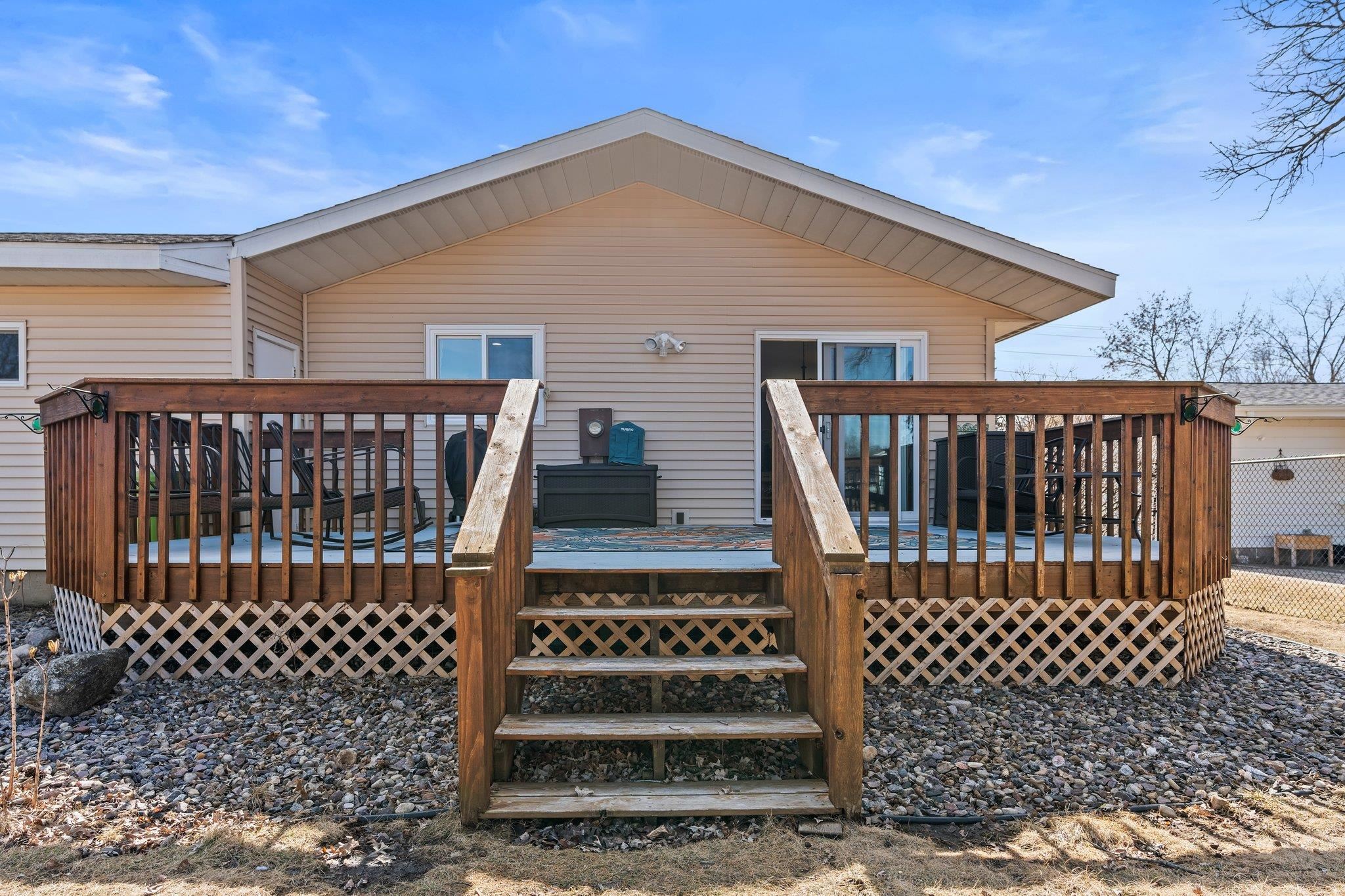 718 E Chestnut Street