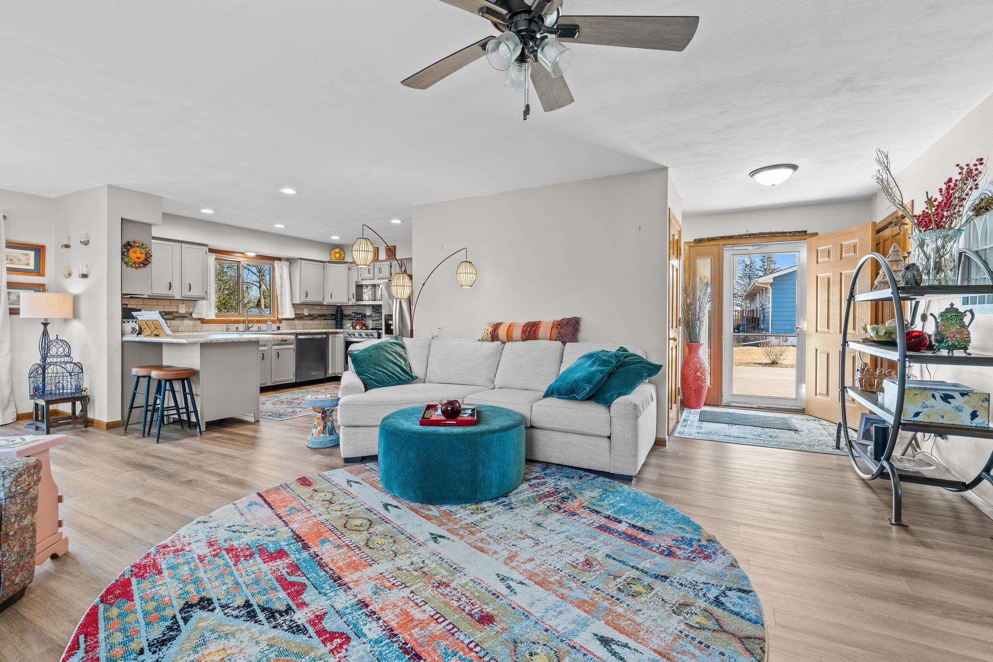 718 E Chestnut Street