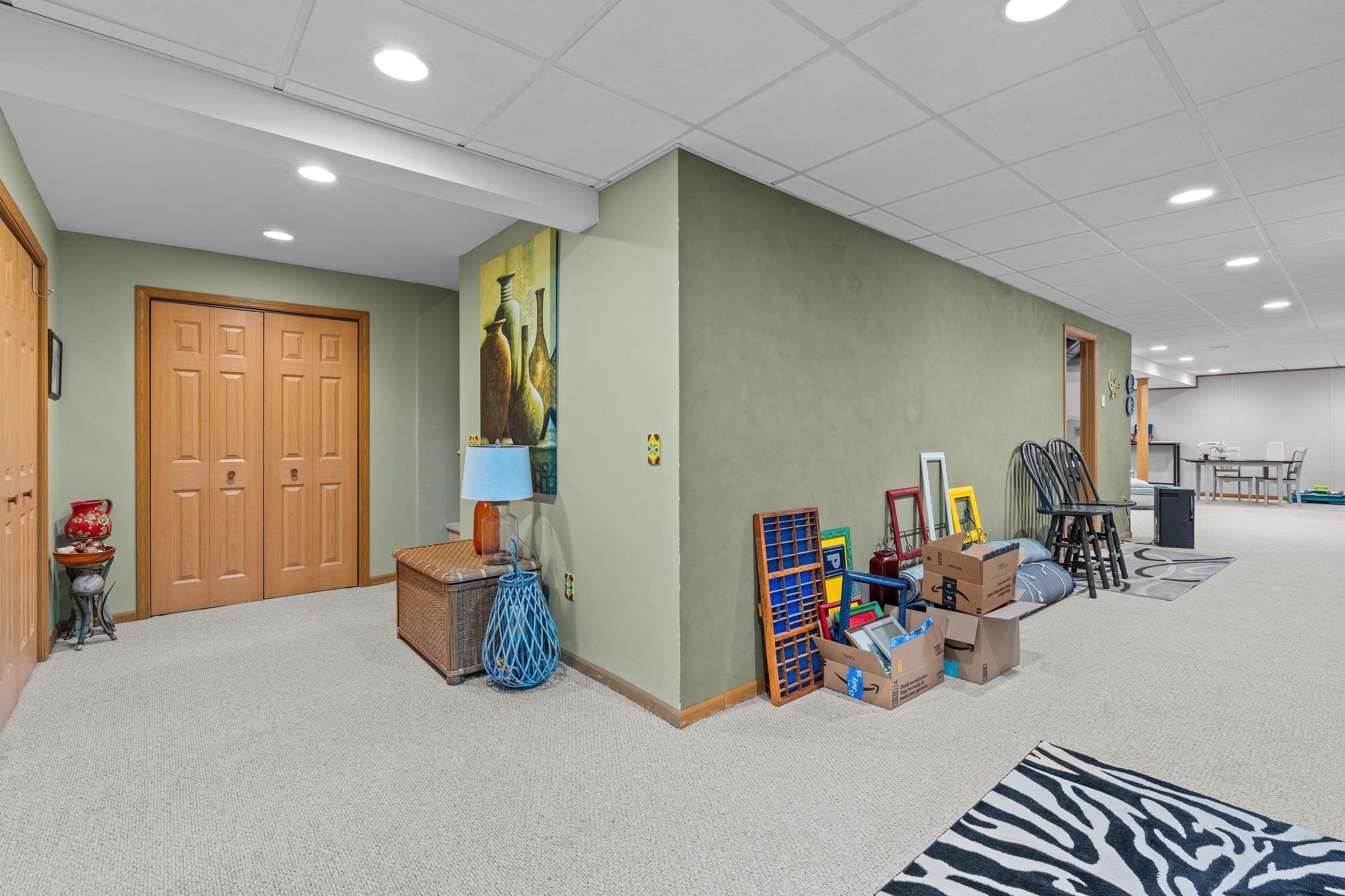 718 E Chestnut Street