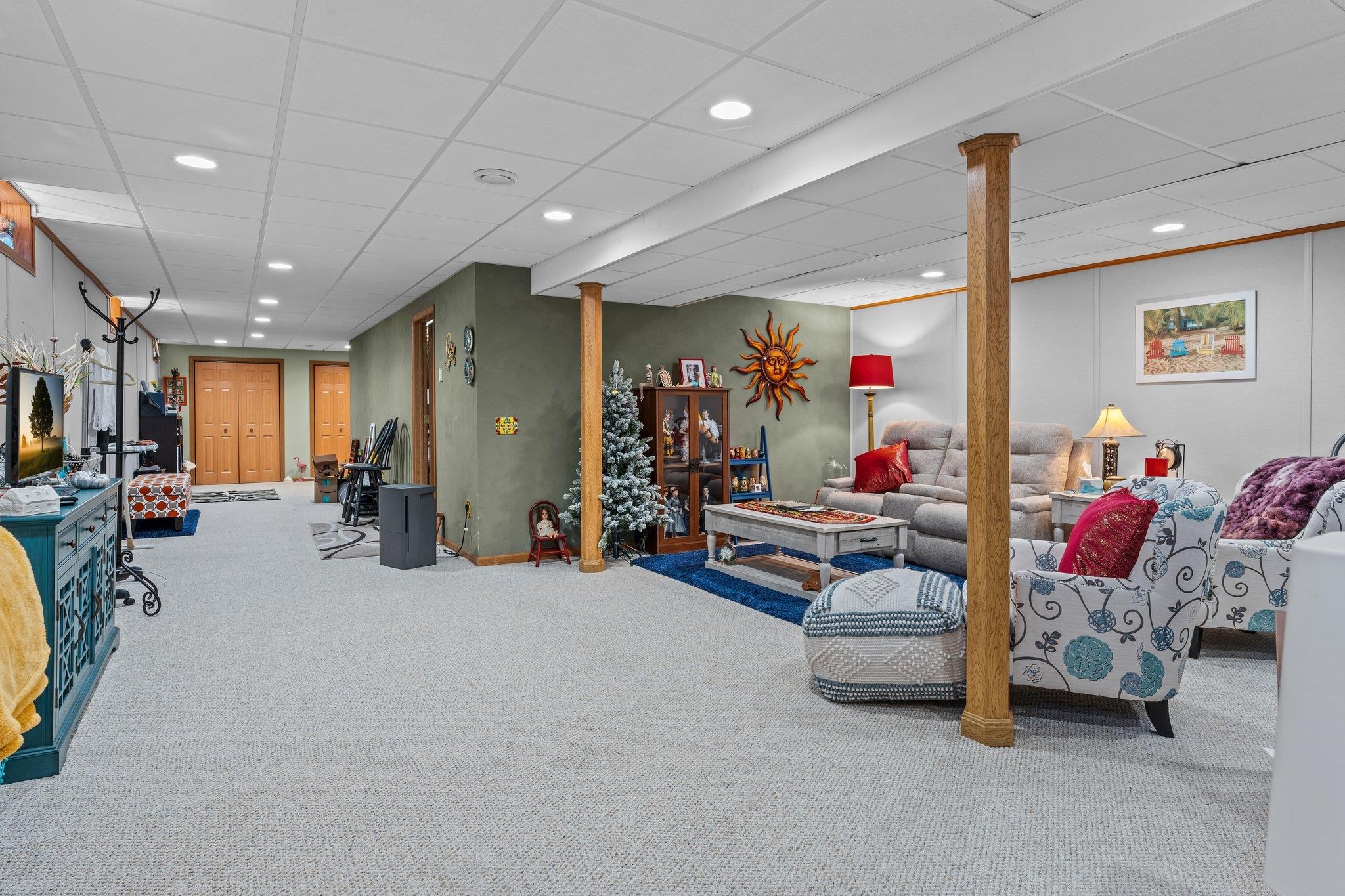 718 E Chestnut Street