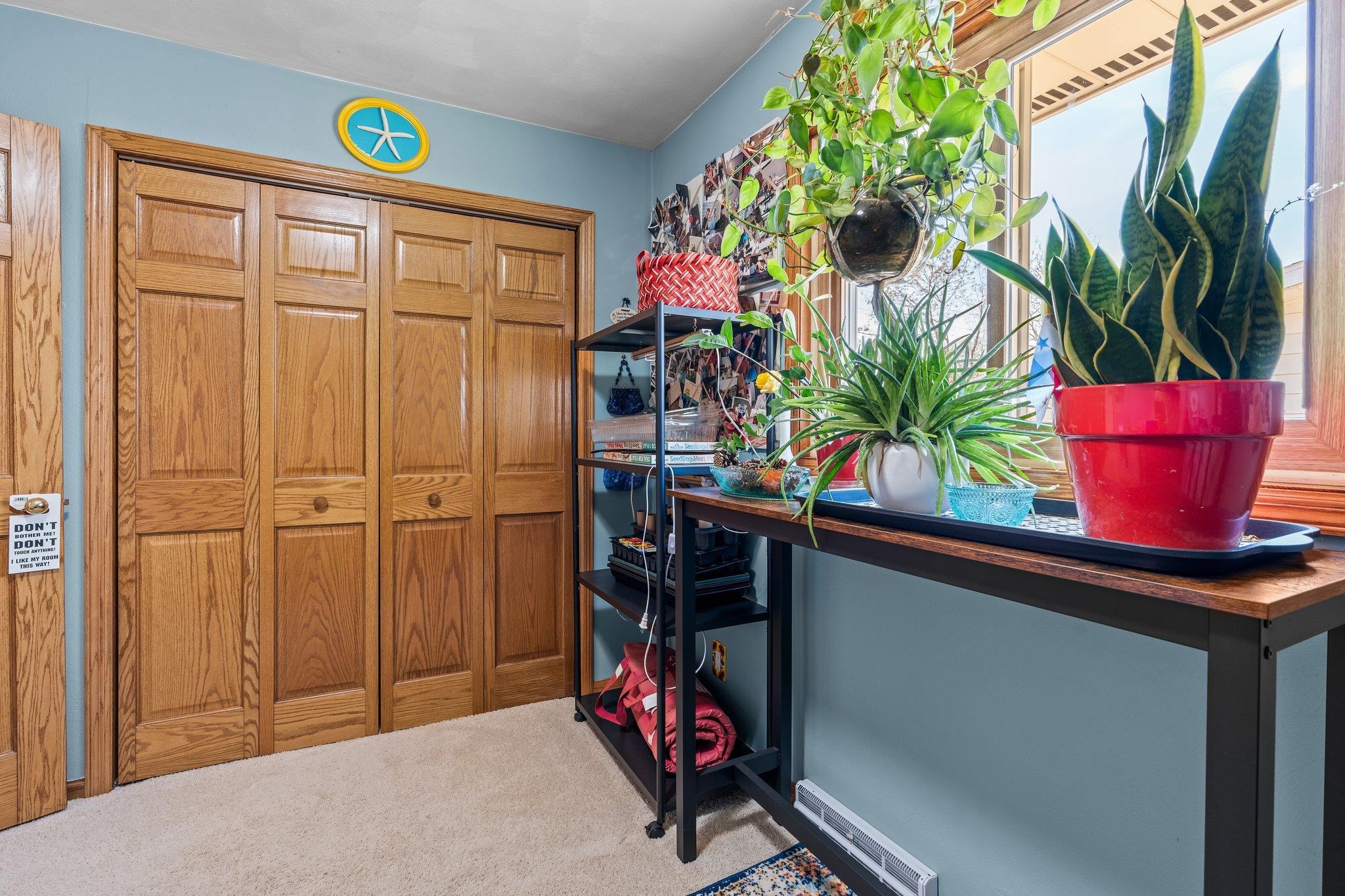 718 E Chestnut Street