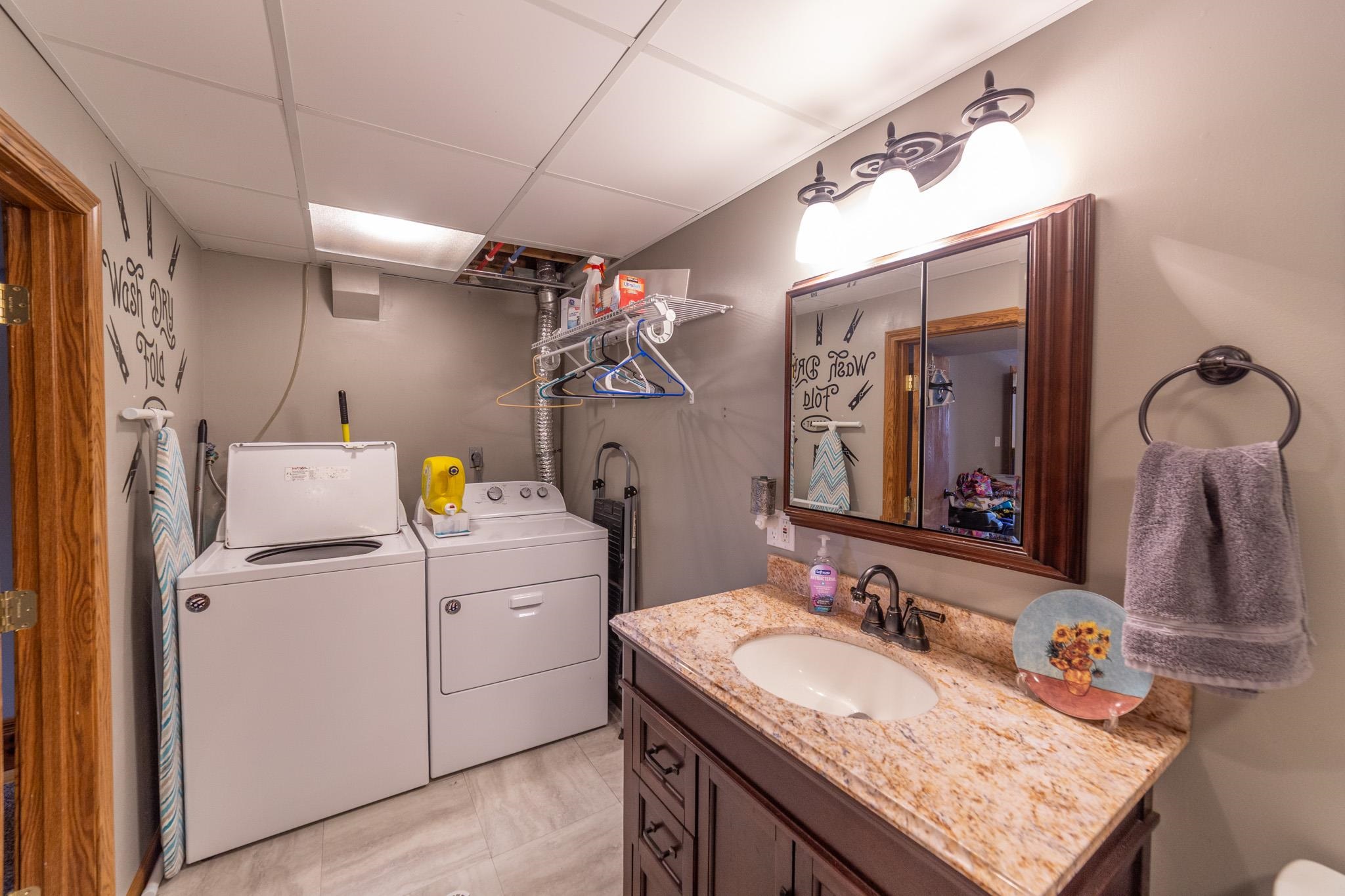 821 E Edgewater Street