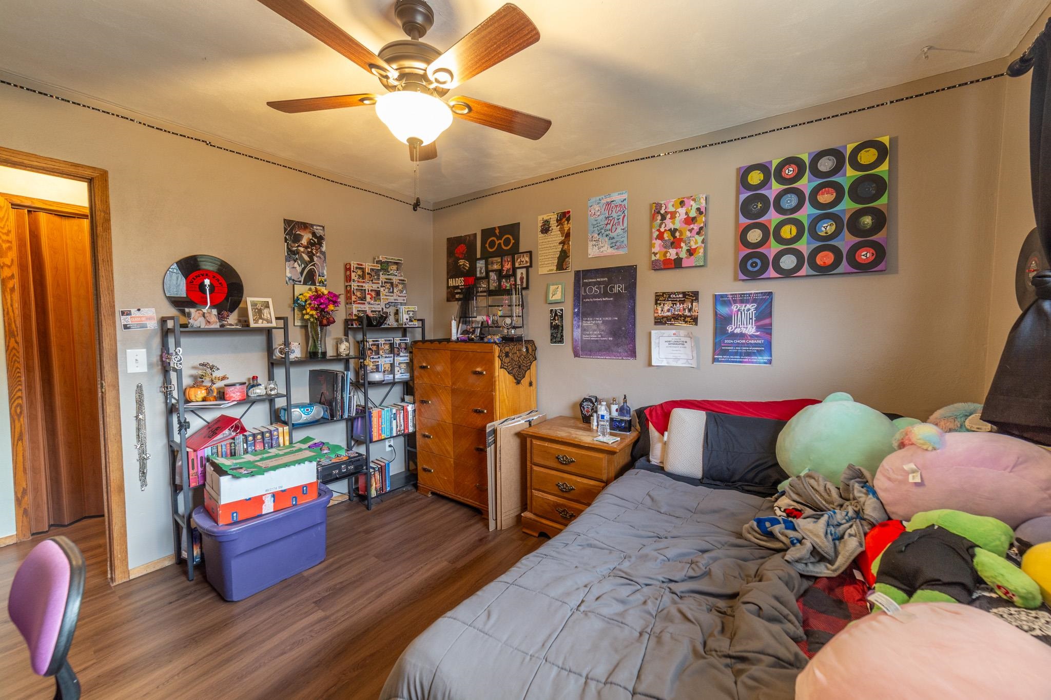 821 E Edgewater Street