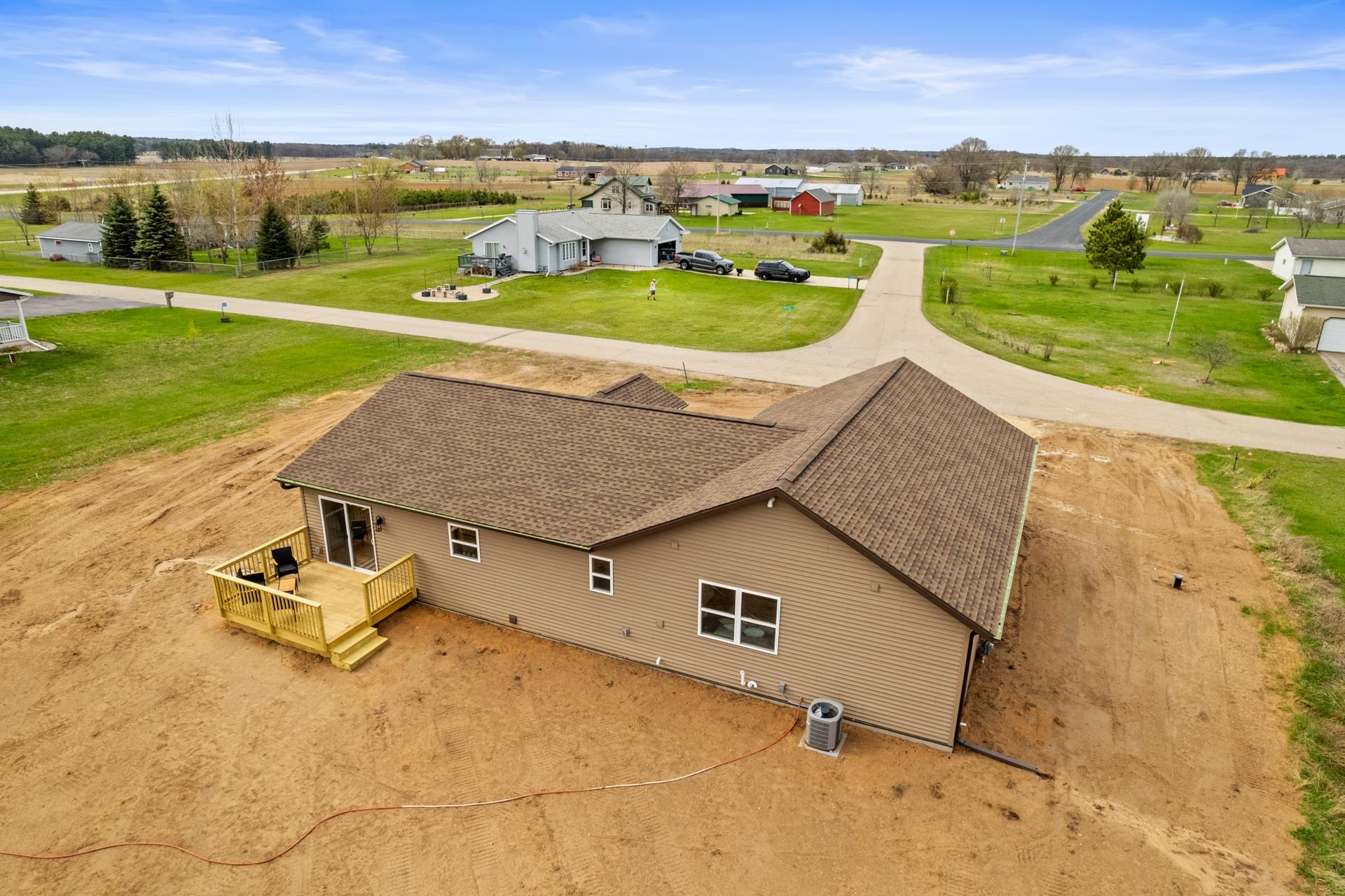 W2743 Whitetail Lane