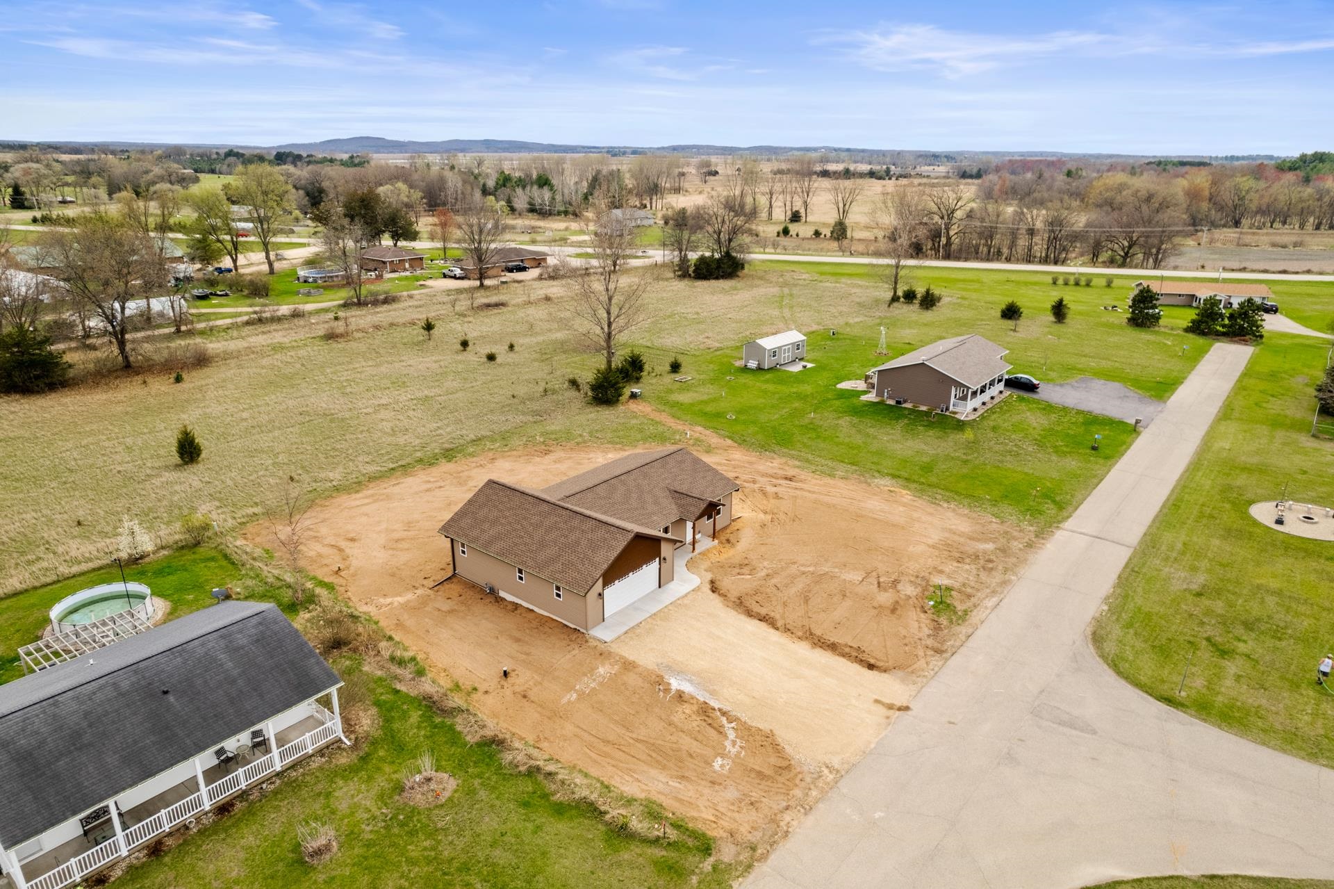 W2743 Whitetail Lane